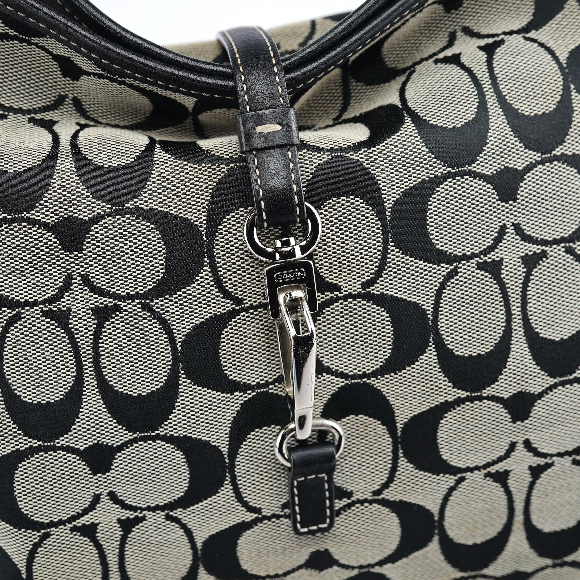 6845 Grey Signature C Soho Shoulder Bag