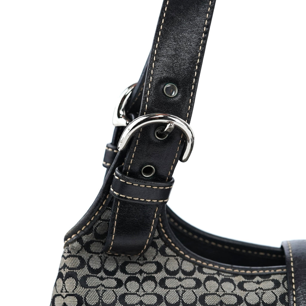 7074 Grey Signature C Soho Shoulder Bag