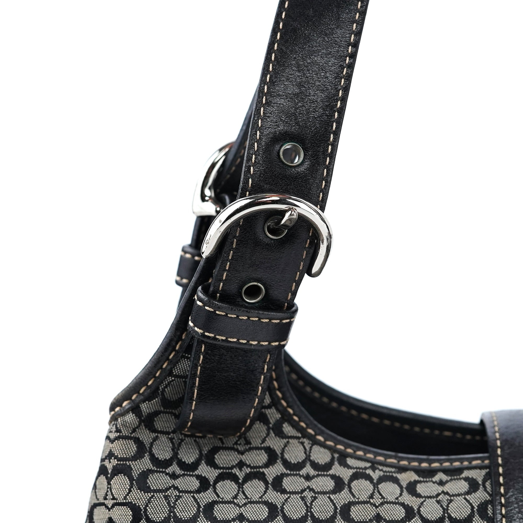 7074 Grey Signature C Soho Shoulder Bag