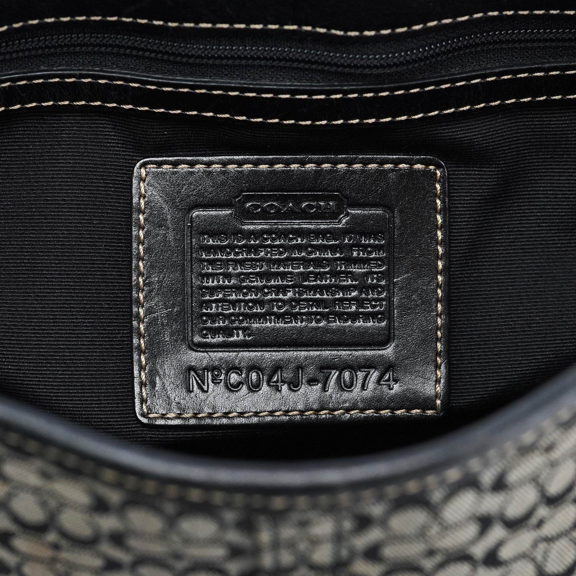 7074 Grey Signature C Soho Shoulder Bag
