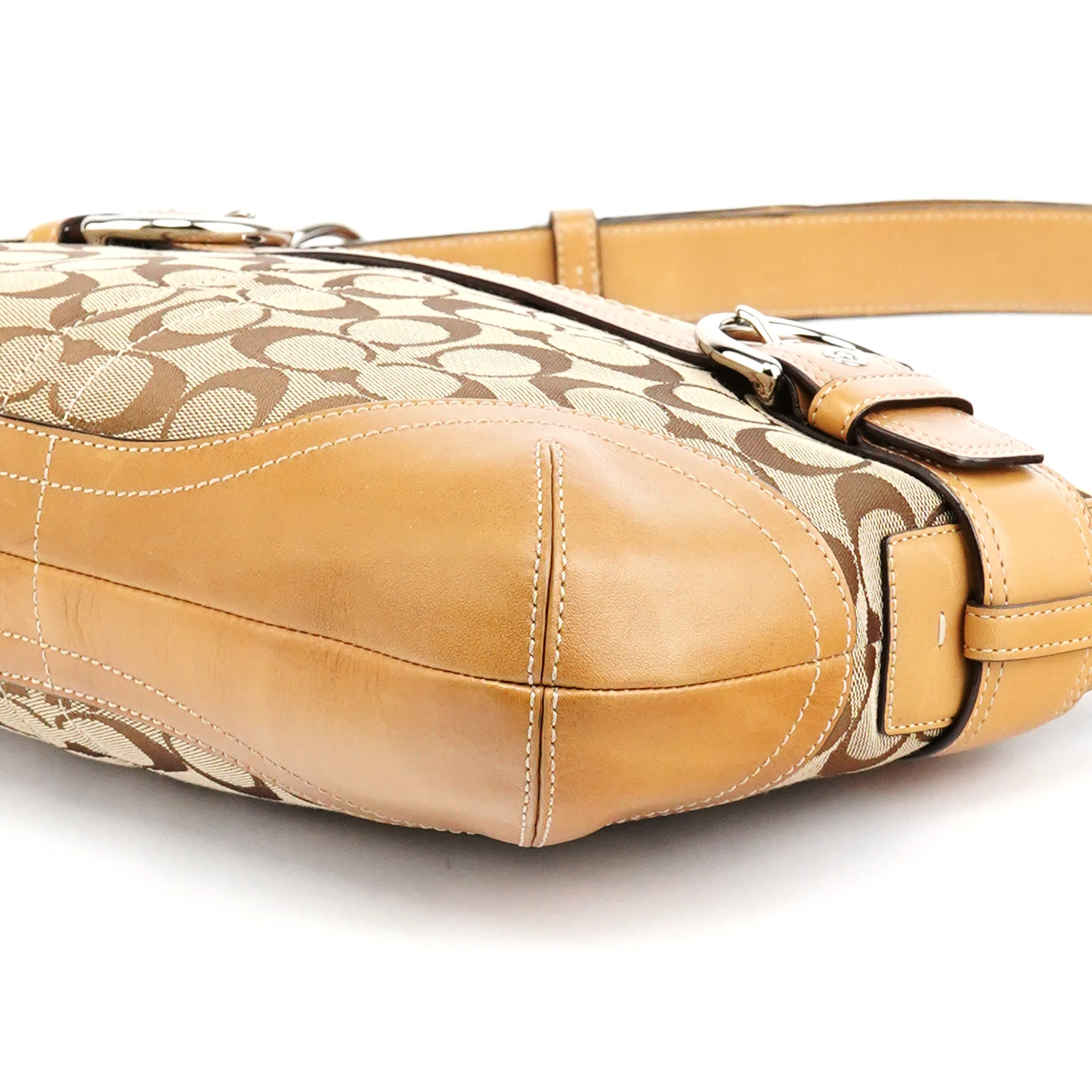 7077 Beige Signature Soho Shoulder Bag