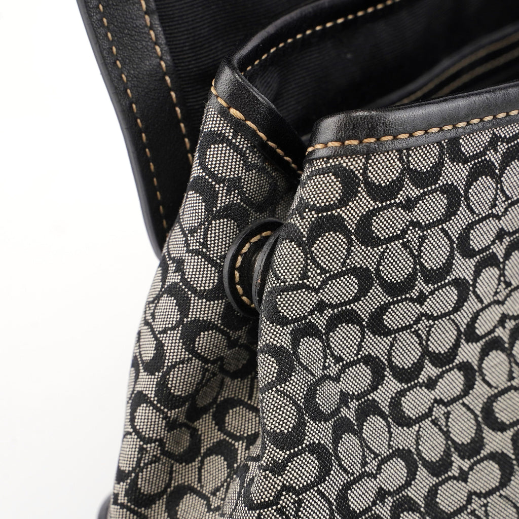 7078 Grey Signature C Soho Top Handle Bag