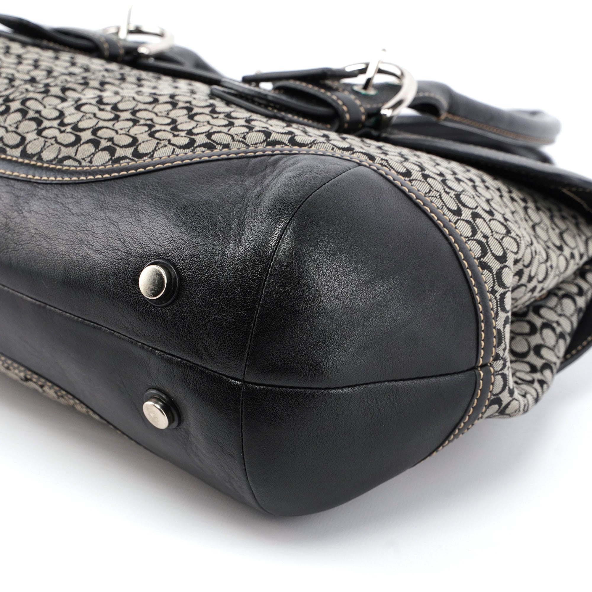 7080 Grey Signature C Soho Tote Bag
