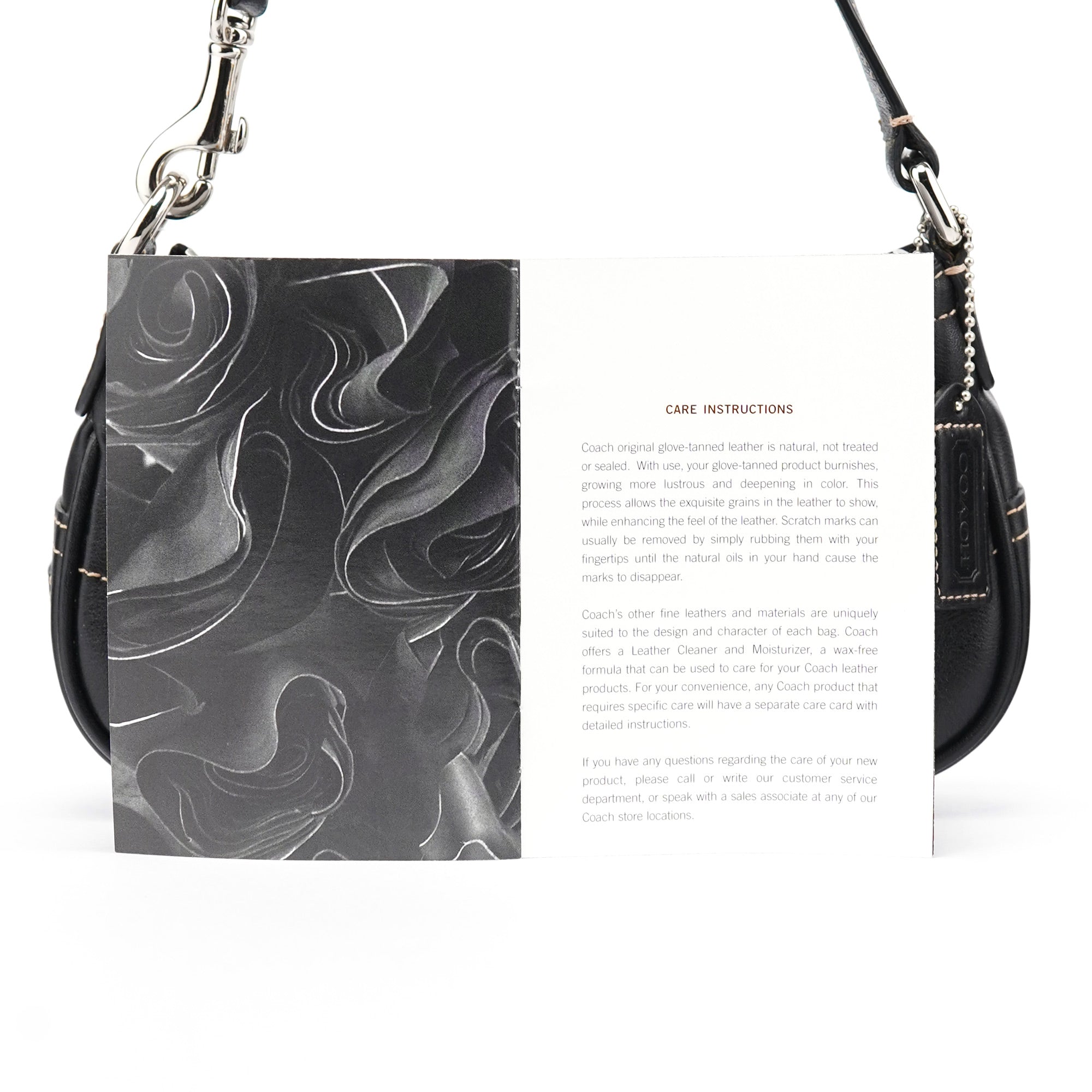 7542 Black Leather Soho Shoulder Bag