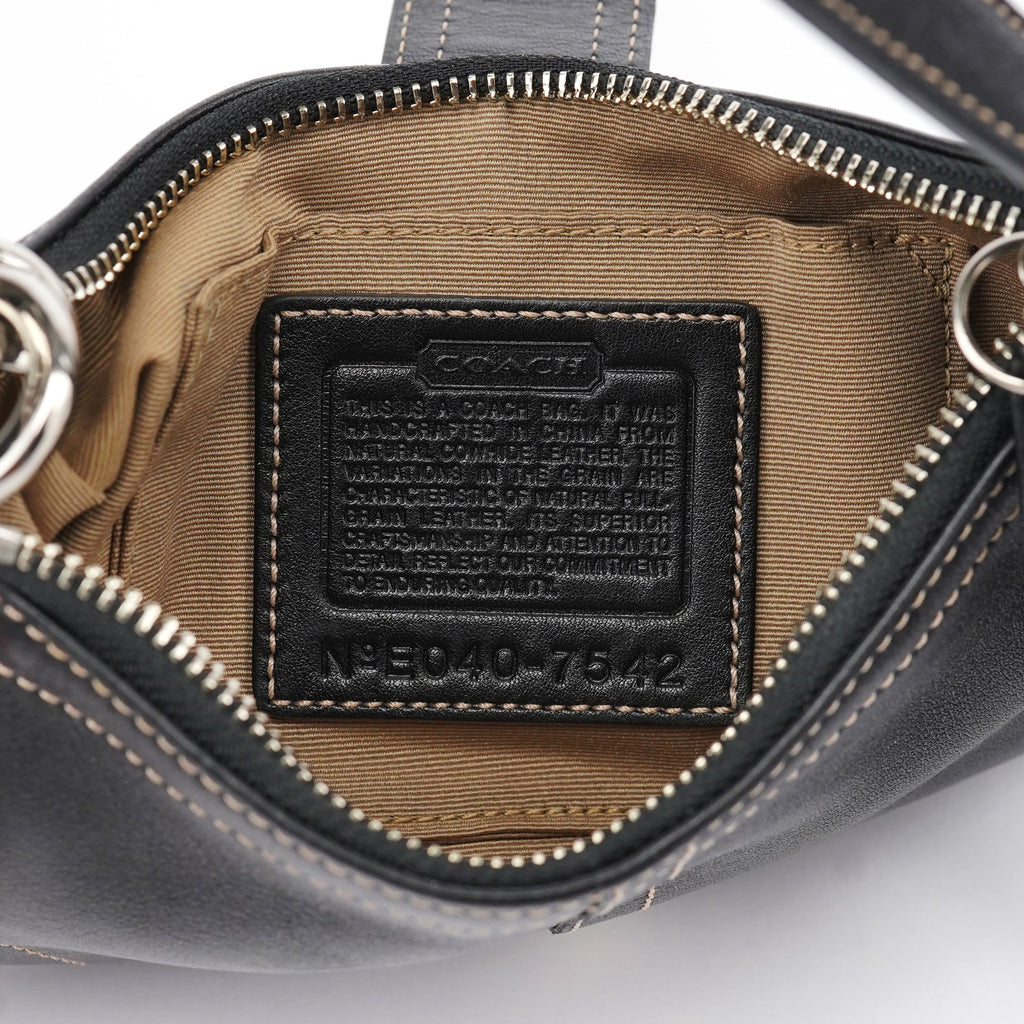 7542 Black Leather Soho Shoulder Bag