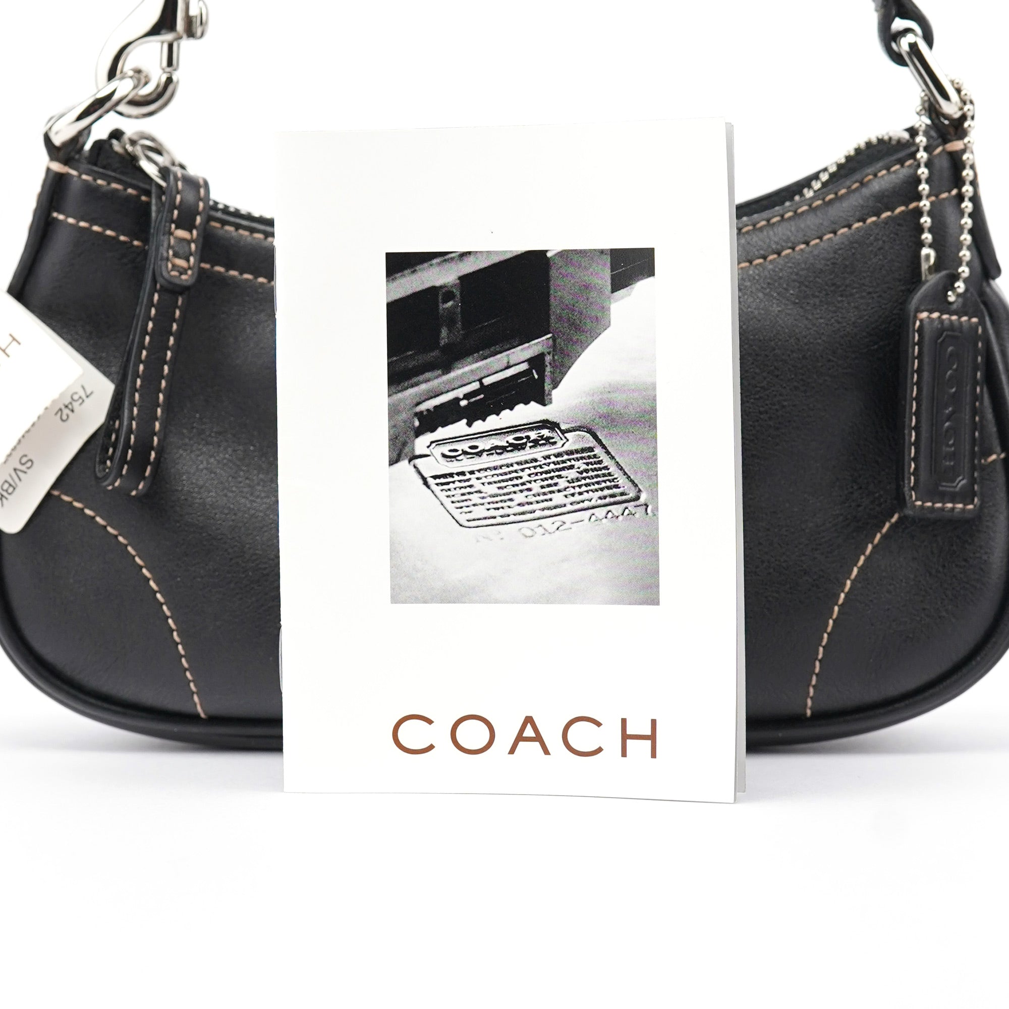 7542 Black Leather Soho Shoulder Bag