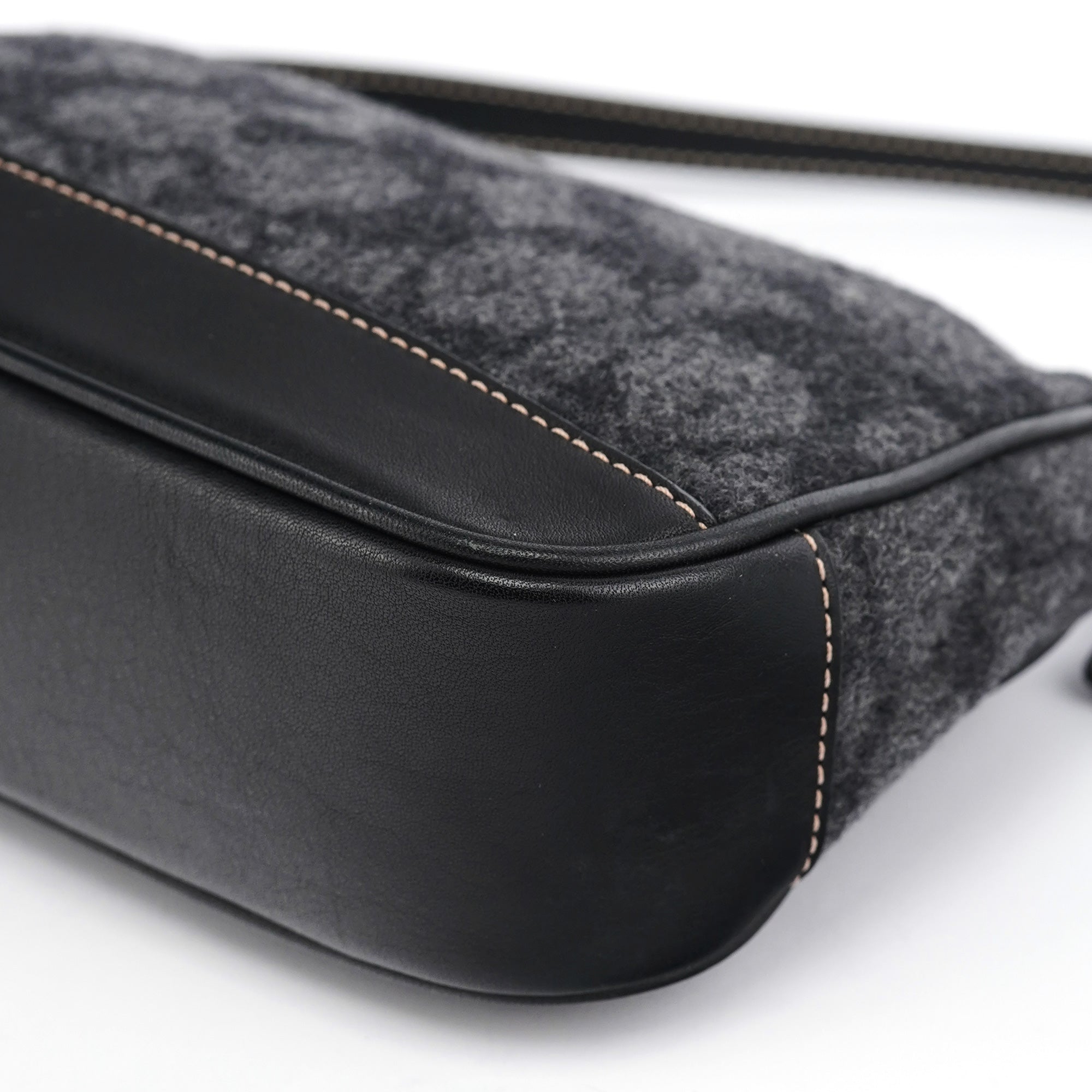 7720 Grey Wool Demi Shoulder Bag