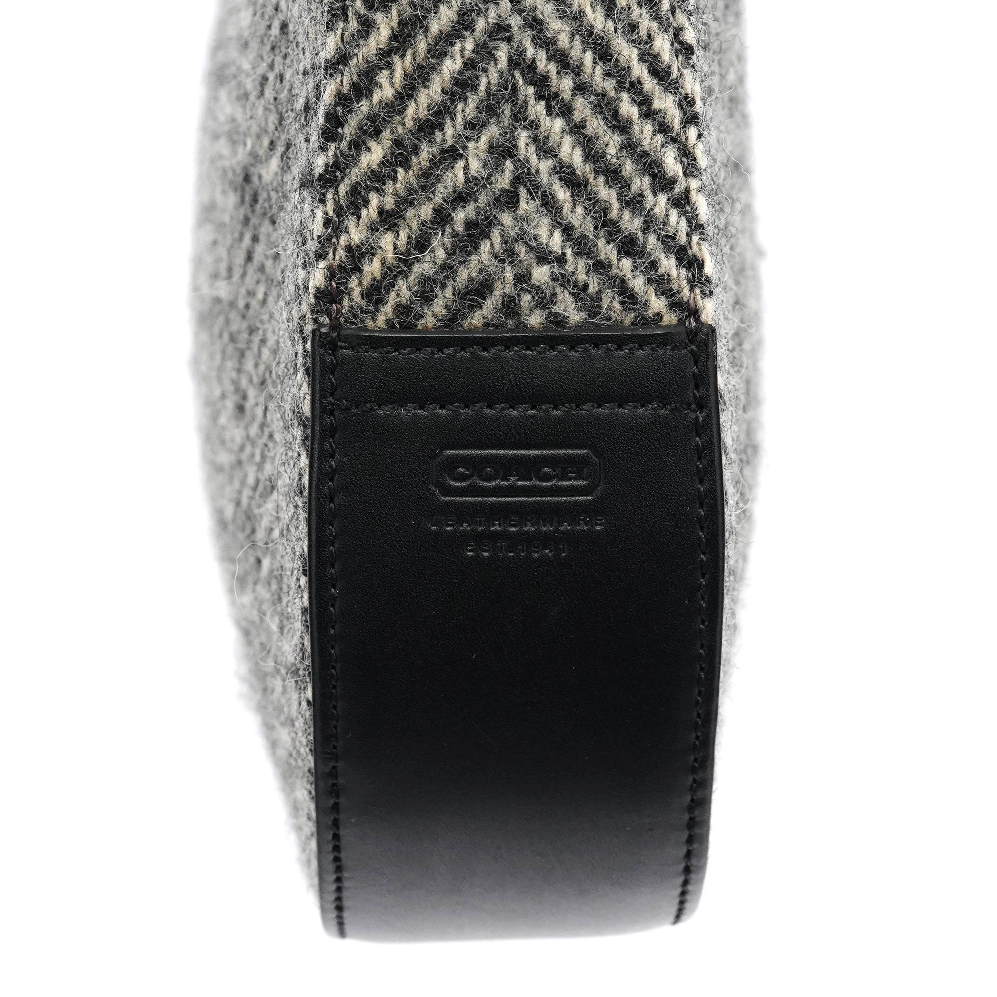 8121 Grey Herringbone Wool Shoulder Bag