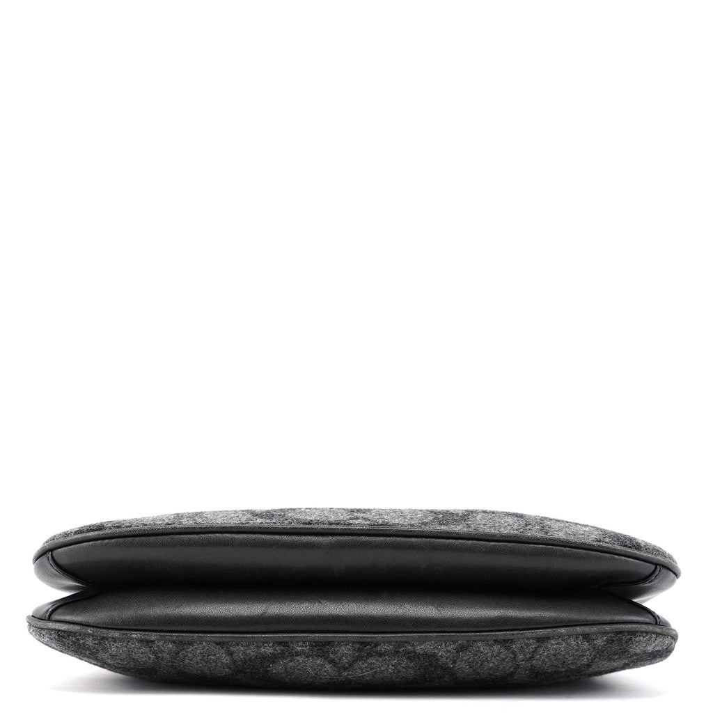 8307 Anthracite Wool Signature C Shoulder Bag