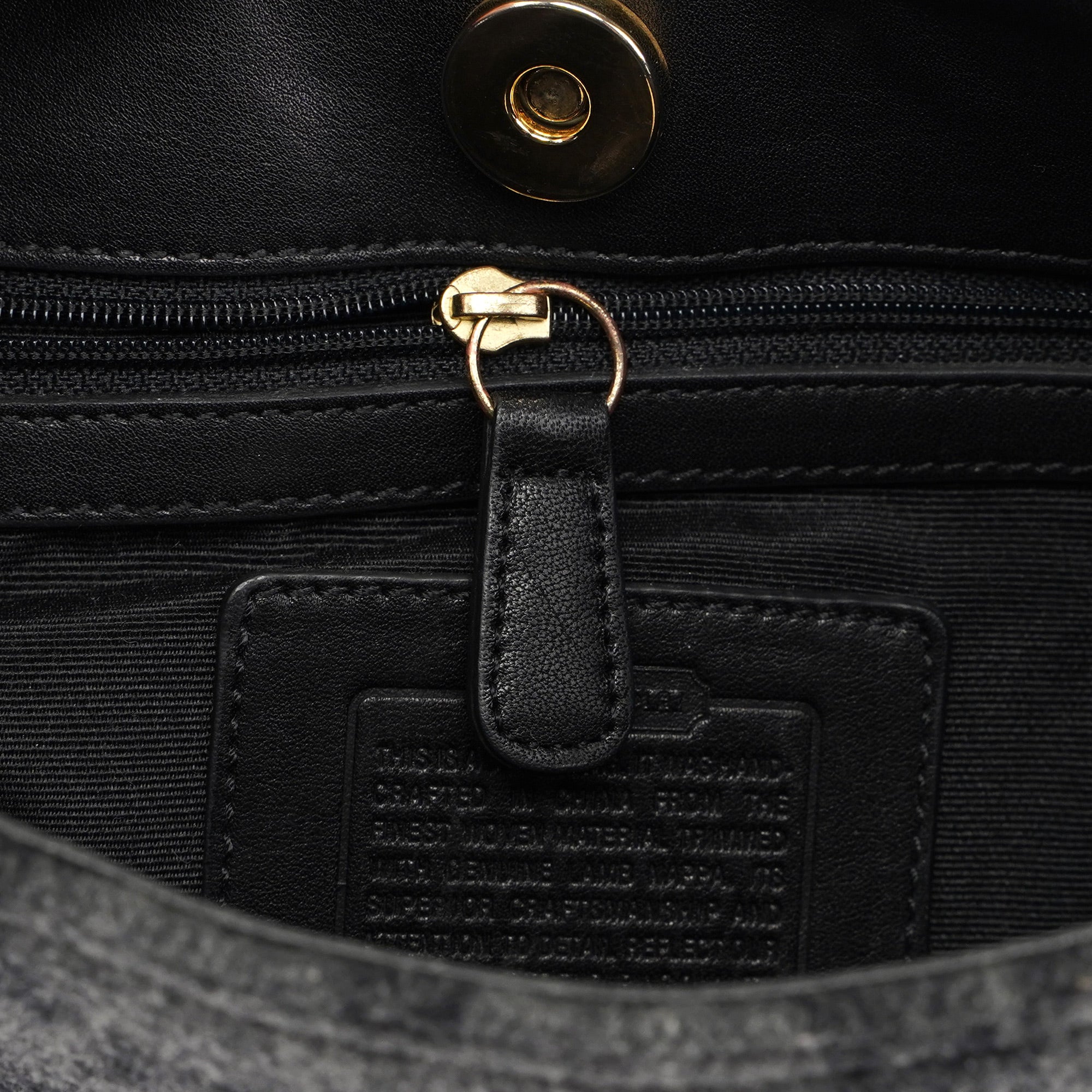 8307 Anthracite Wool Signature C Shoulder Bag