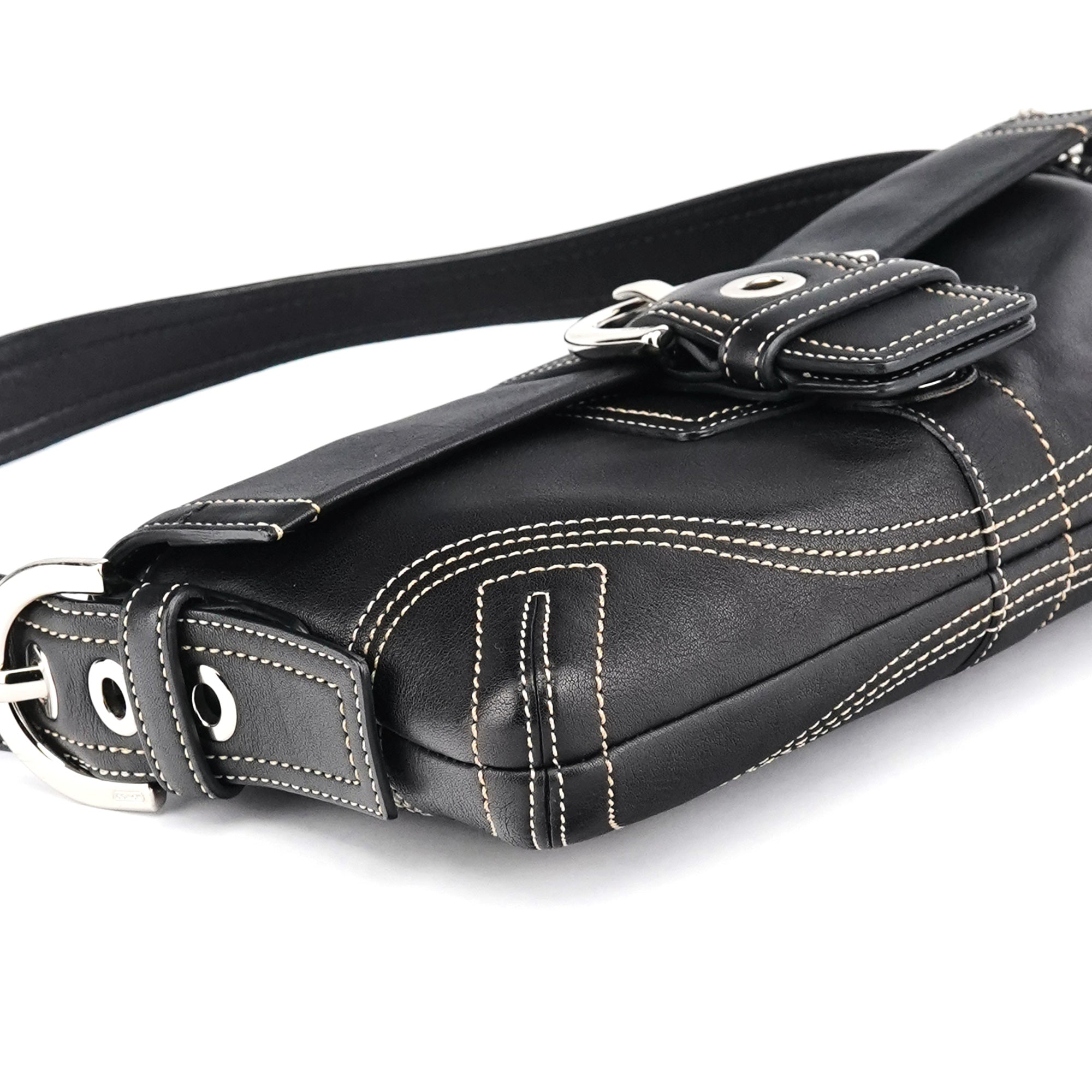 8A05 Black Leather Soho Shoulder Bag