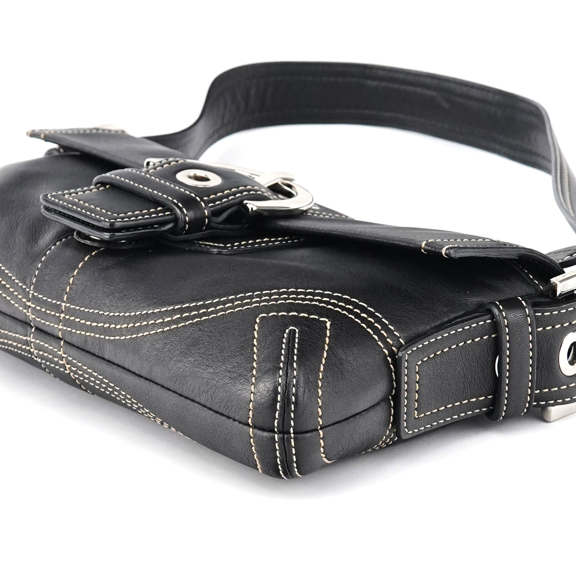 8A05 Black Leather Soho Shoulder Bag