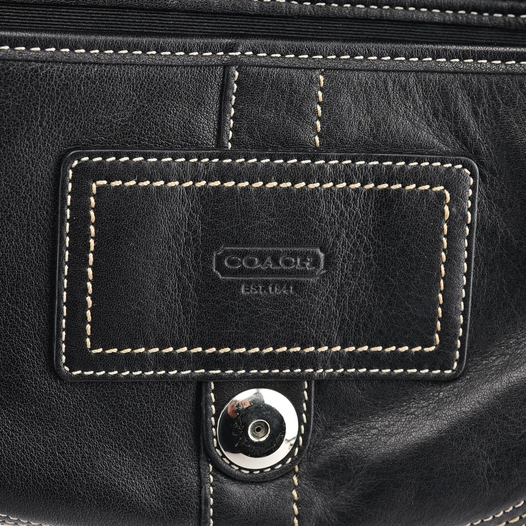 8A05 Black Leather Soho Shoulder Bag