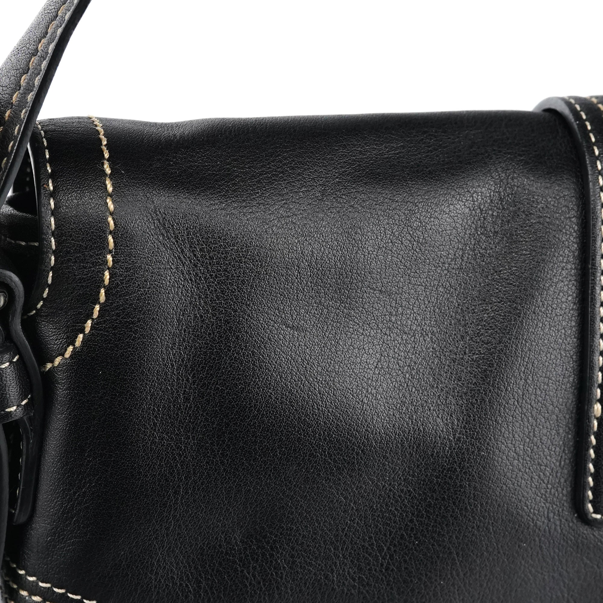 8A05 Black Leather Soho Shoulder Bag