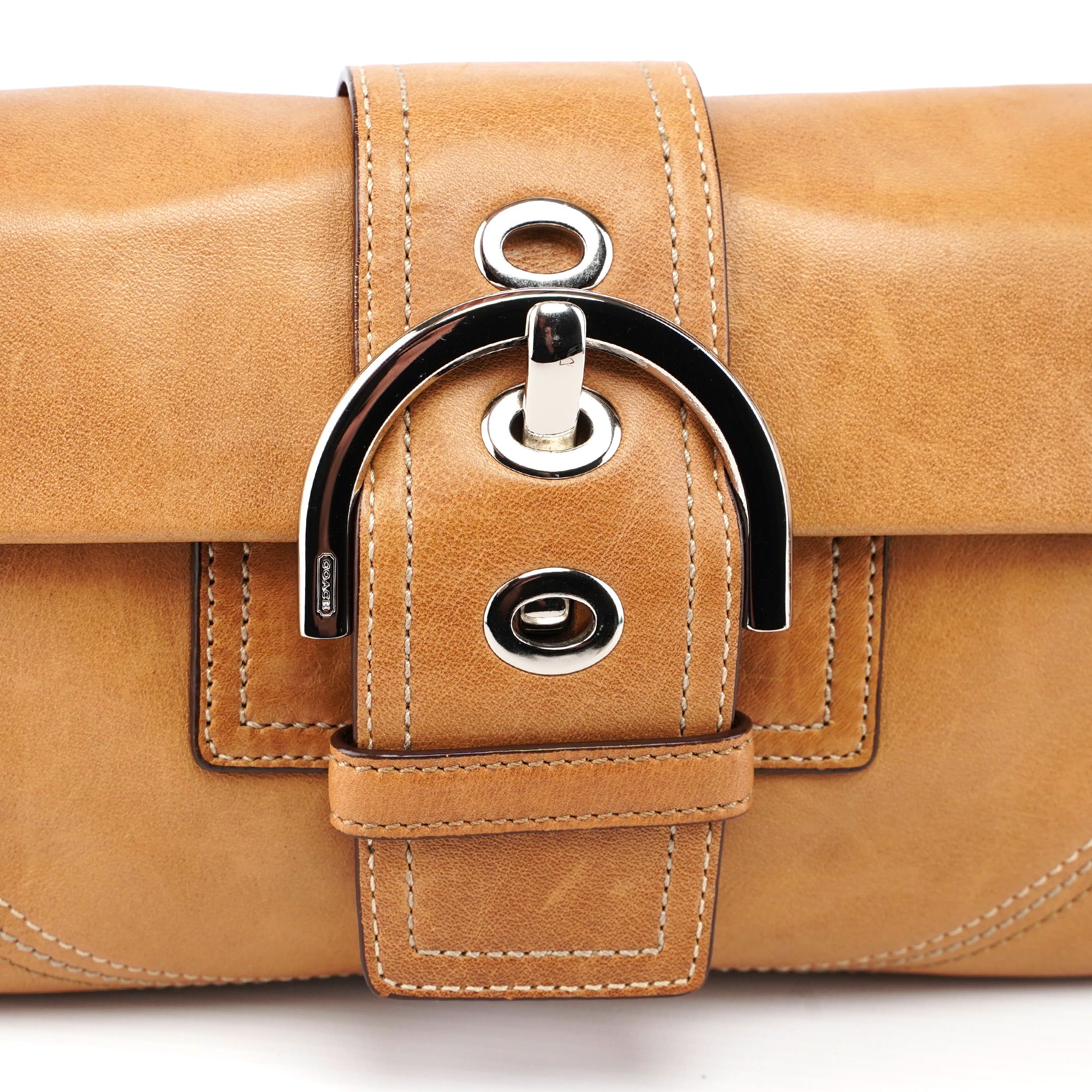 8A05 Camel Leather Soho Shoulder Bag