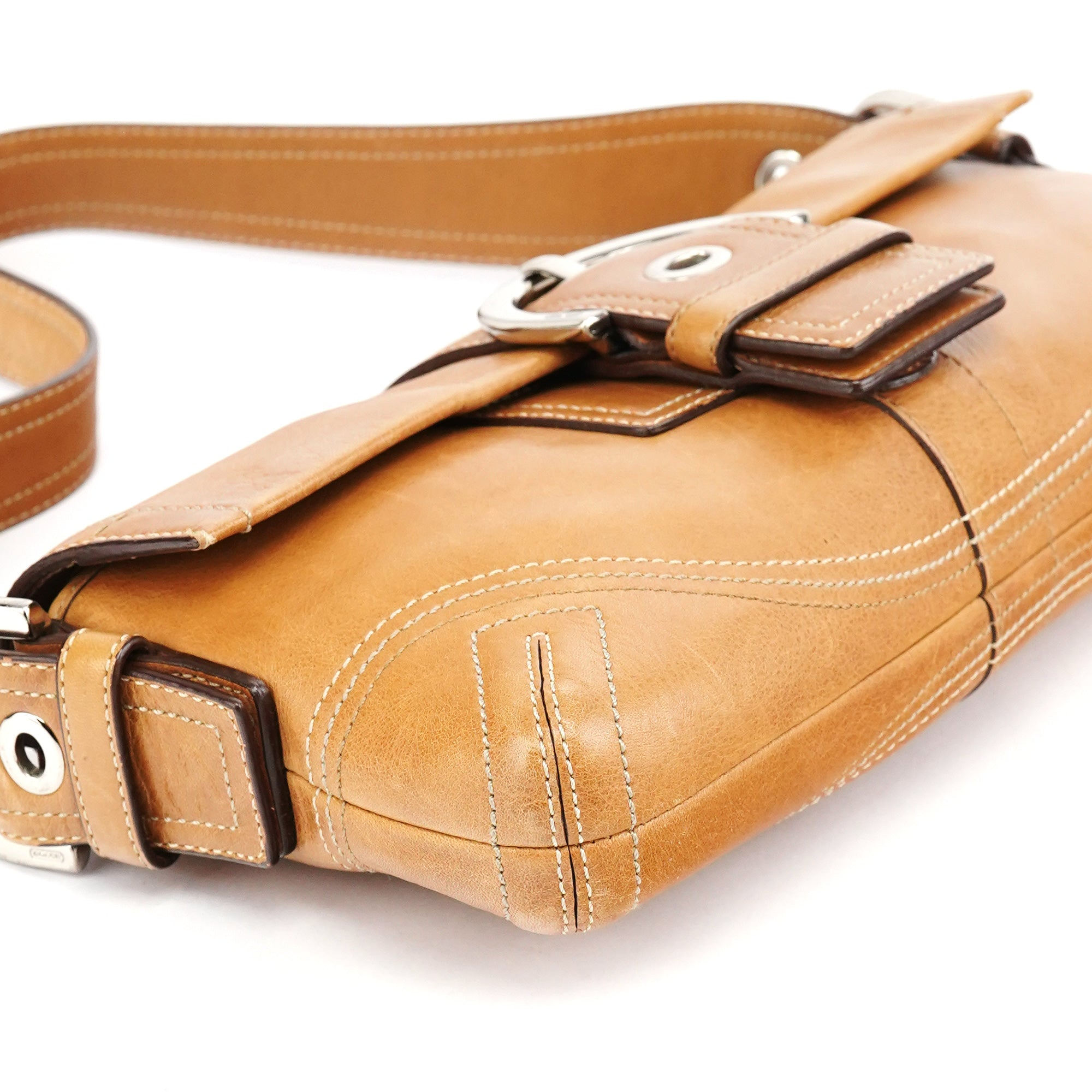 8A05 Tan Leather Soho Shoulder Bag