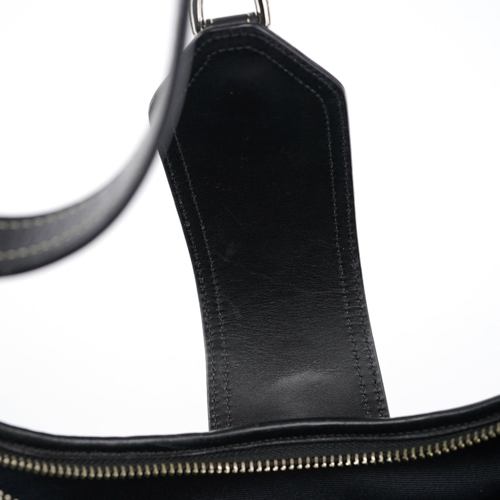 8K03 Large Black Soho Shoulder Bag