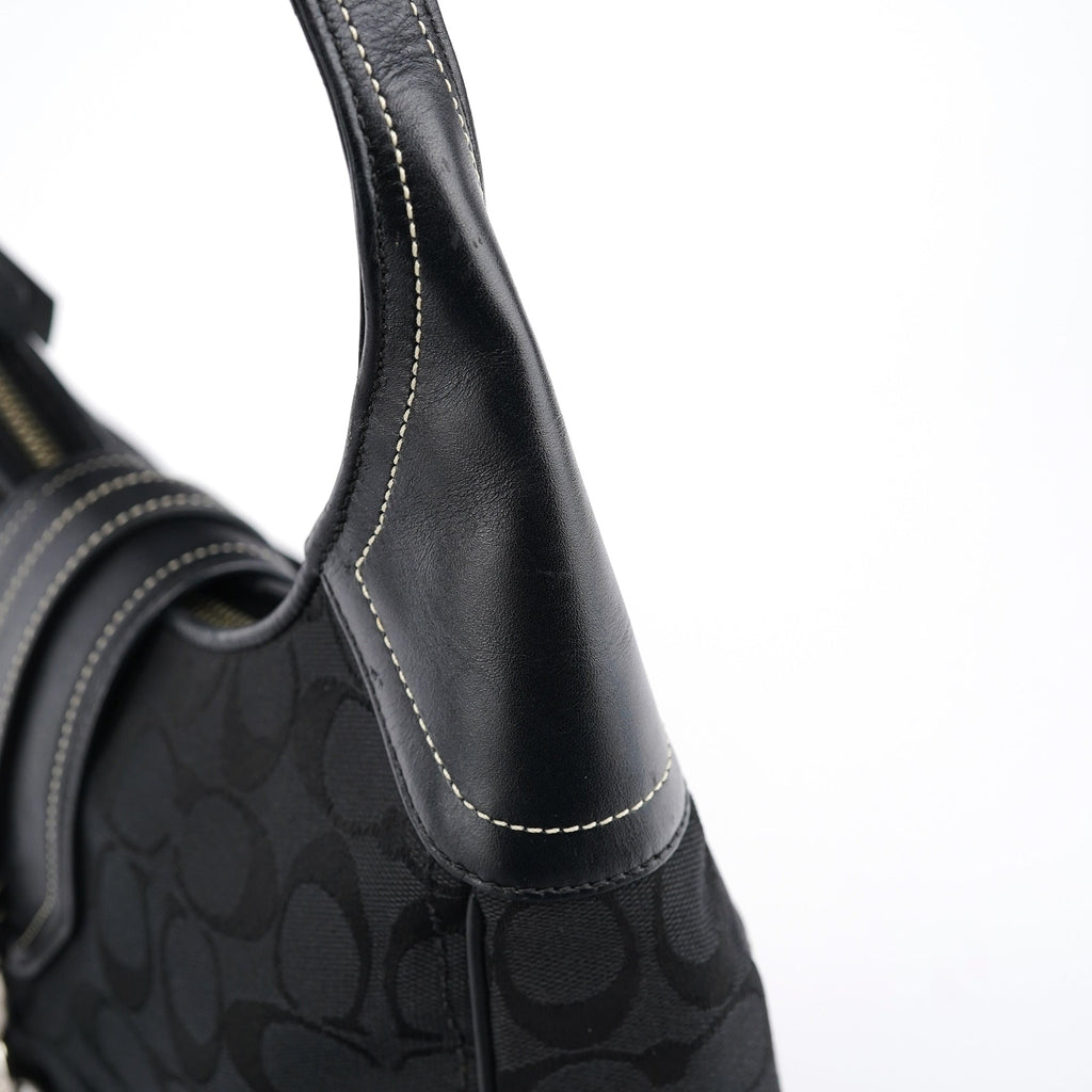 8K03 Large Black Soho Shoulder Bag
