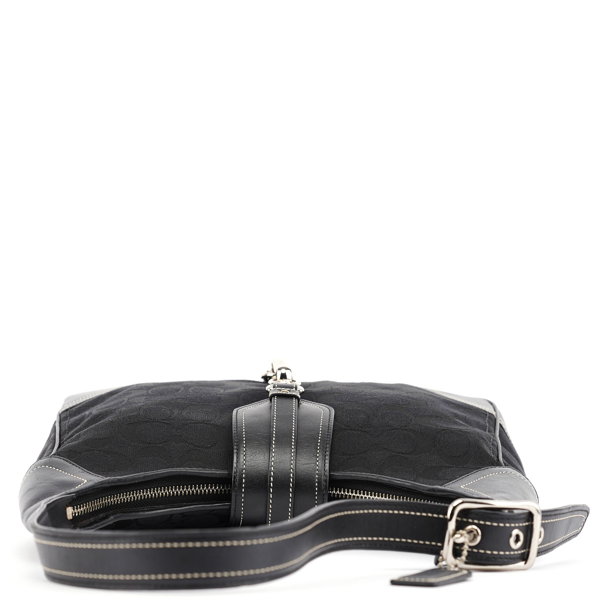 8K03 Large Black Soho Shoulder Bag