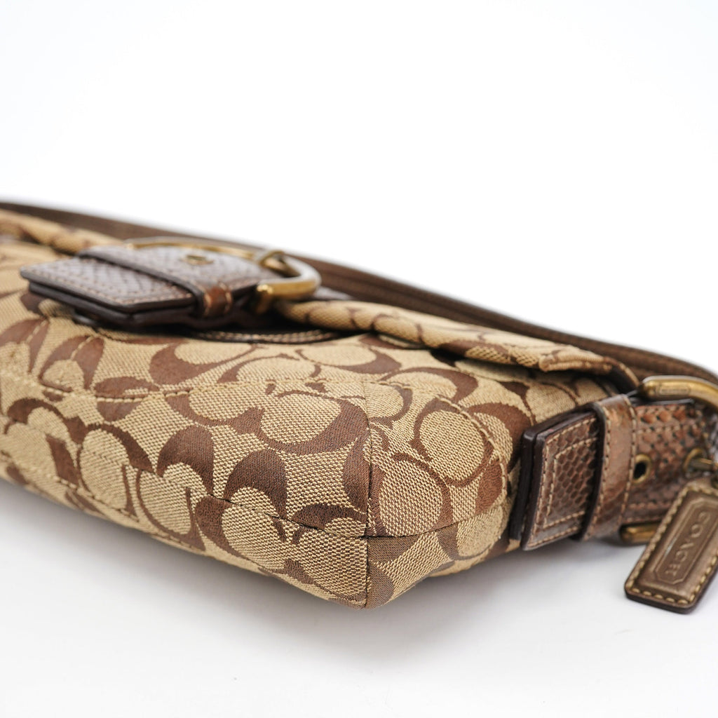 8K38 Beige Brown Python Soho Shoulder Bag