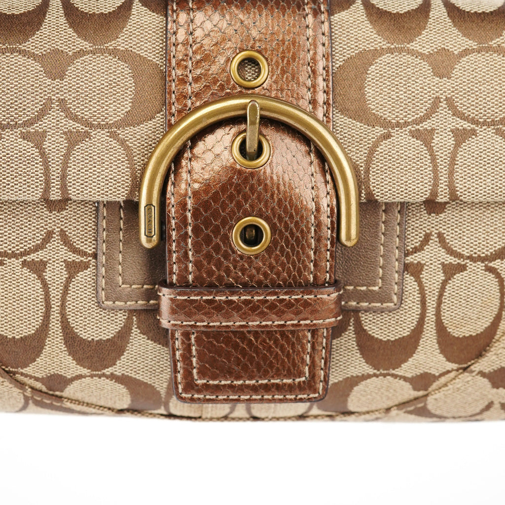 8K38 Beige Snakeskin Embossed Soho Bag