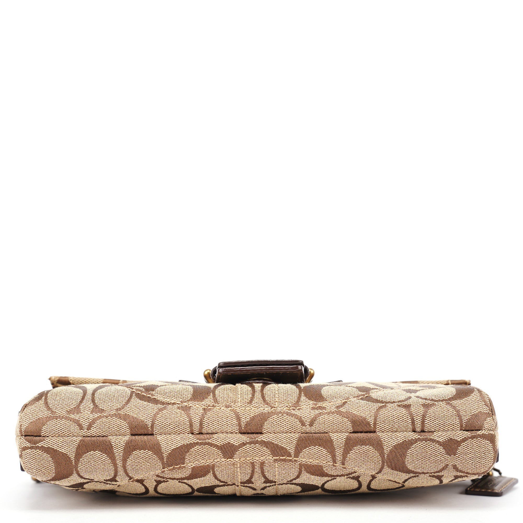 8K38 Beige Snakeskin Embossed Soho Bag