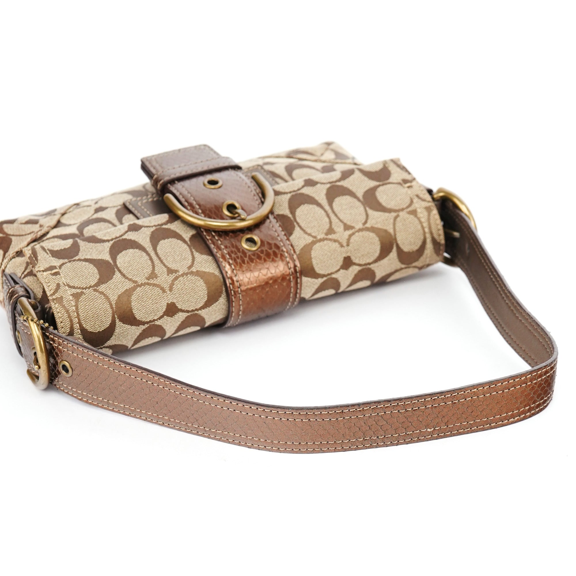 8K38 Beige Snakeskin Embossed Soho Bag