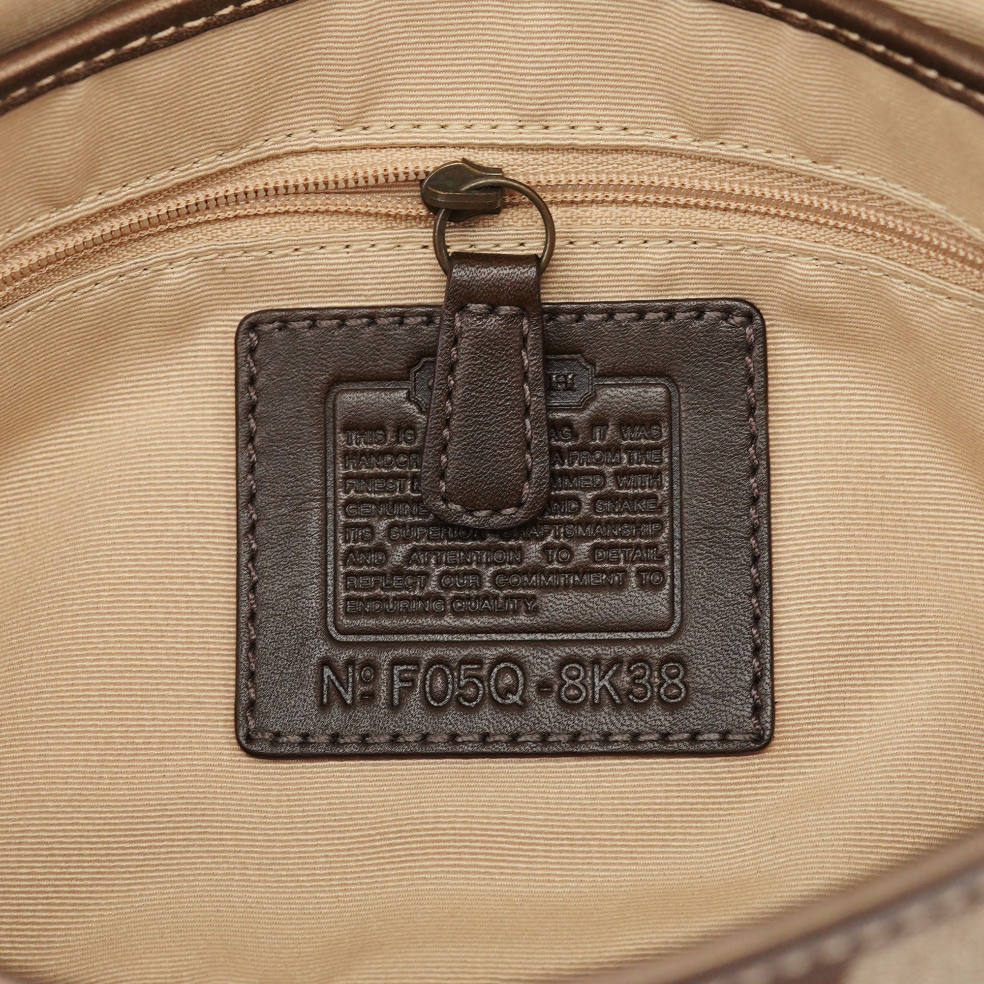 8K38 Beige Snakeskin Embossed Soho Bag