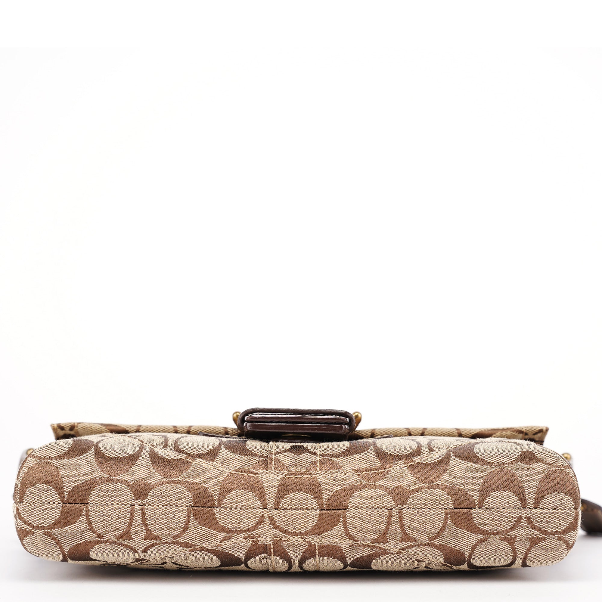 8K38 Beige Snakeskin Embossed Soho Bag