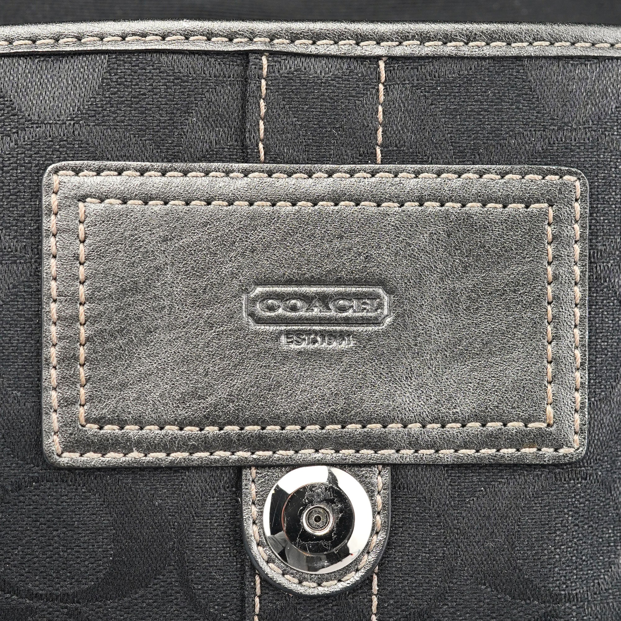 8K38 Black Snakeskin Soho Shoulder Bag