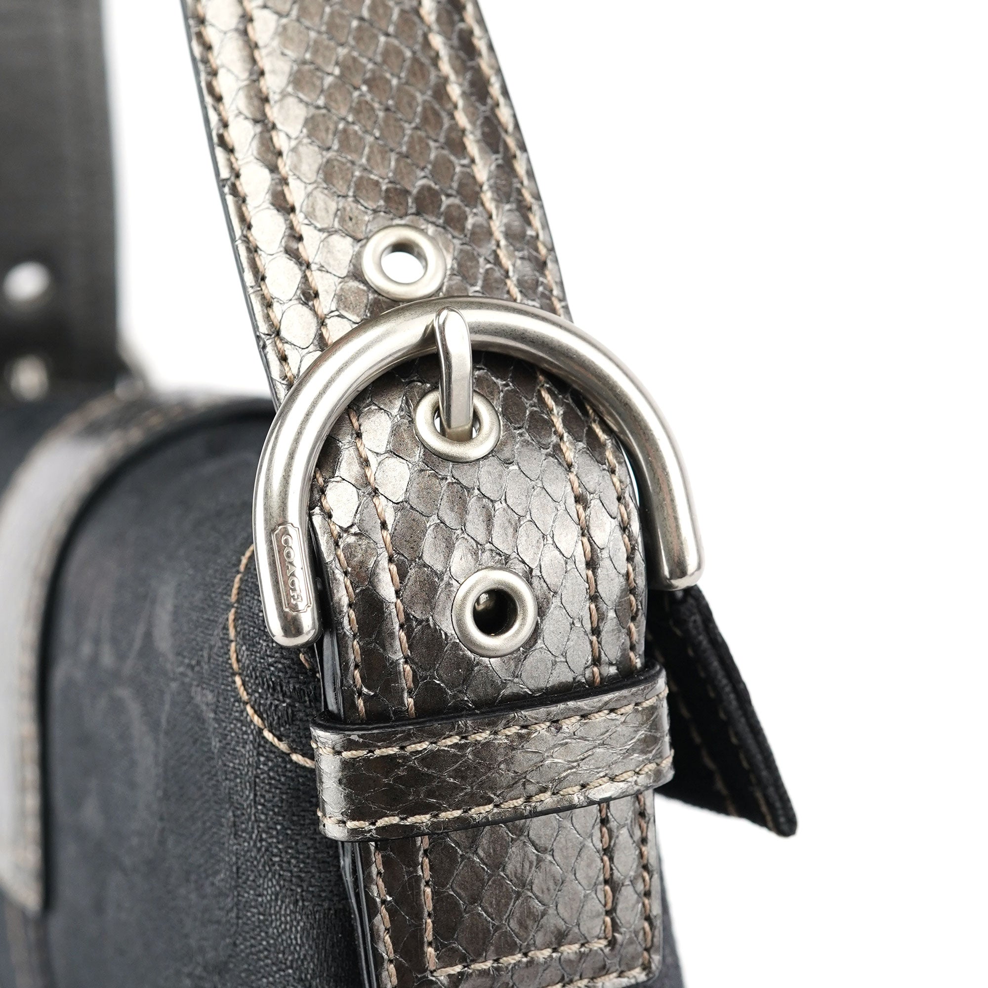 8K38 Black Snakeskin Soho Shoulder Bag