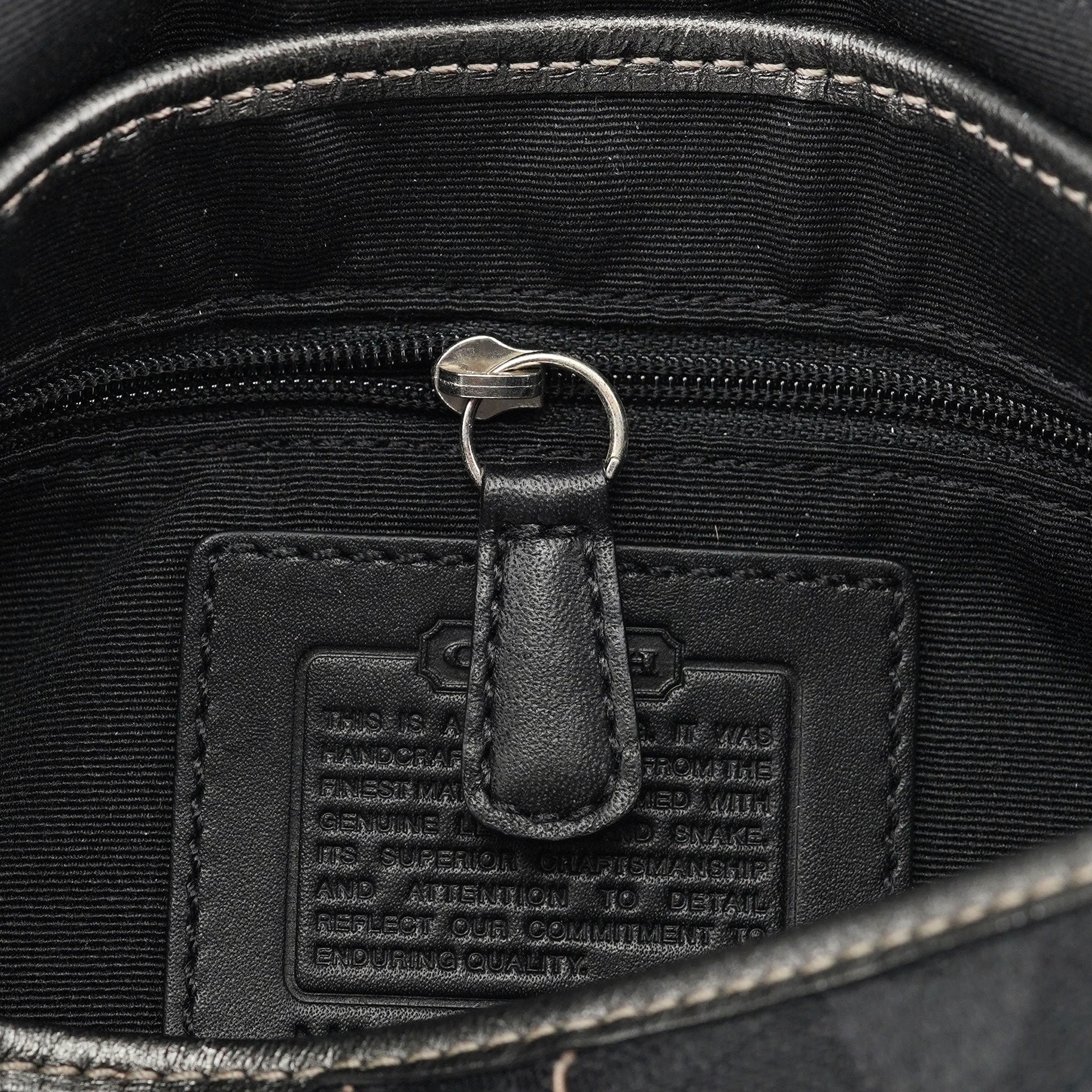 8K38 Black Snakeskin Soho Shoulder Bag