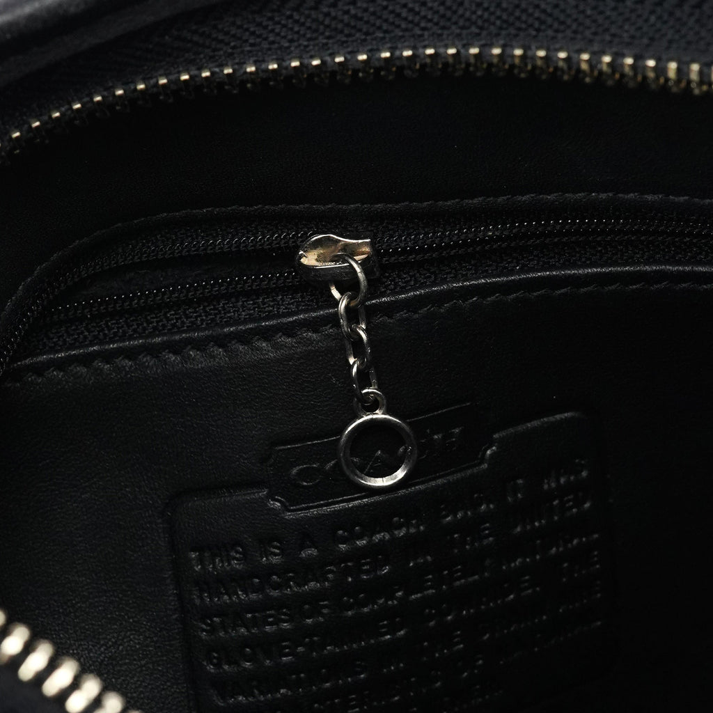 9073 Black Leather Shoulder Bag