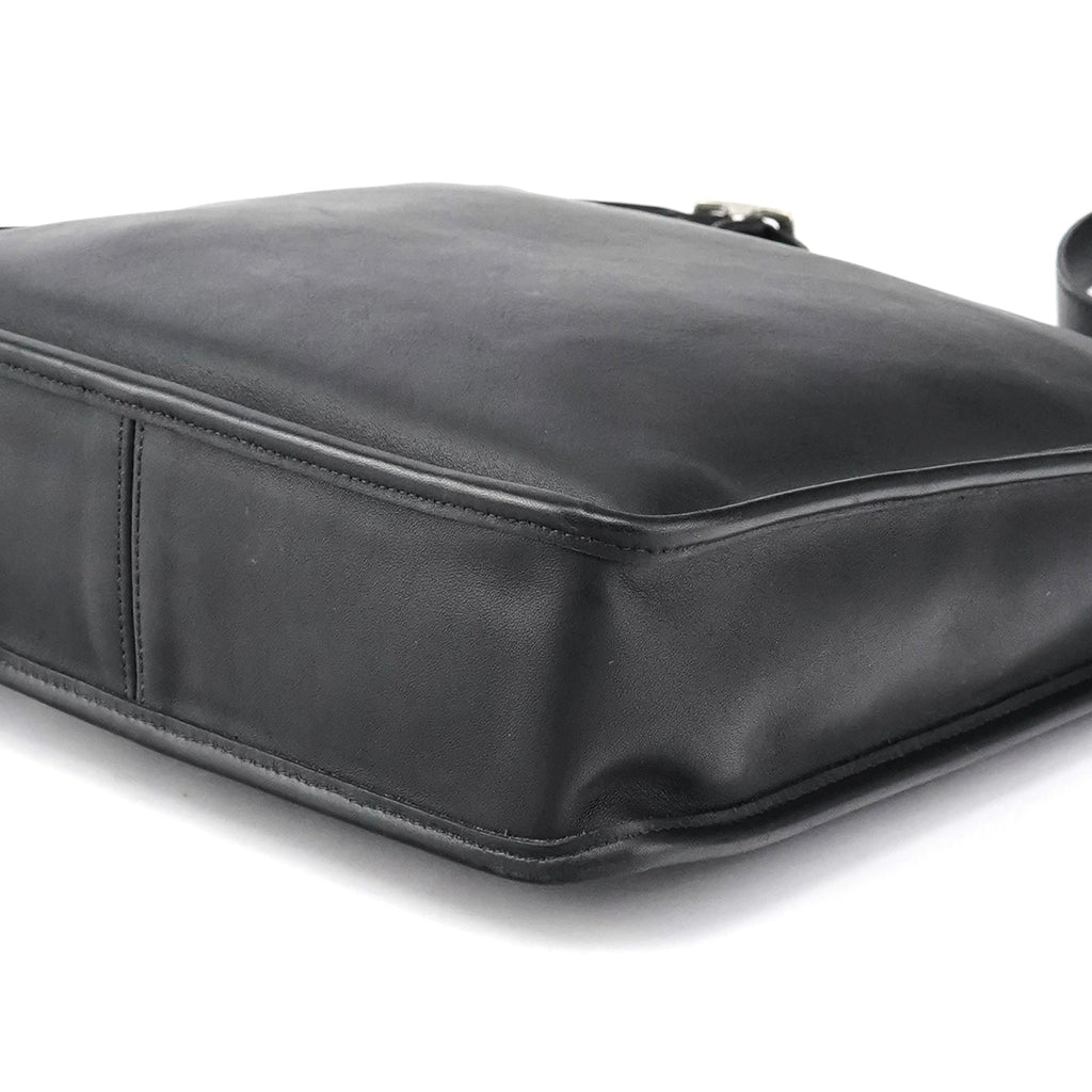 9073 Black Leather Shoulder Bag