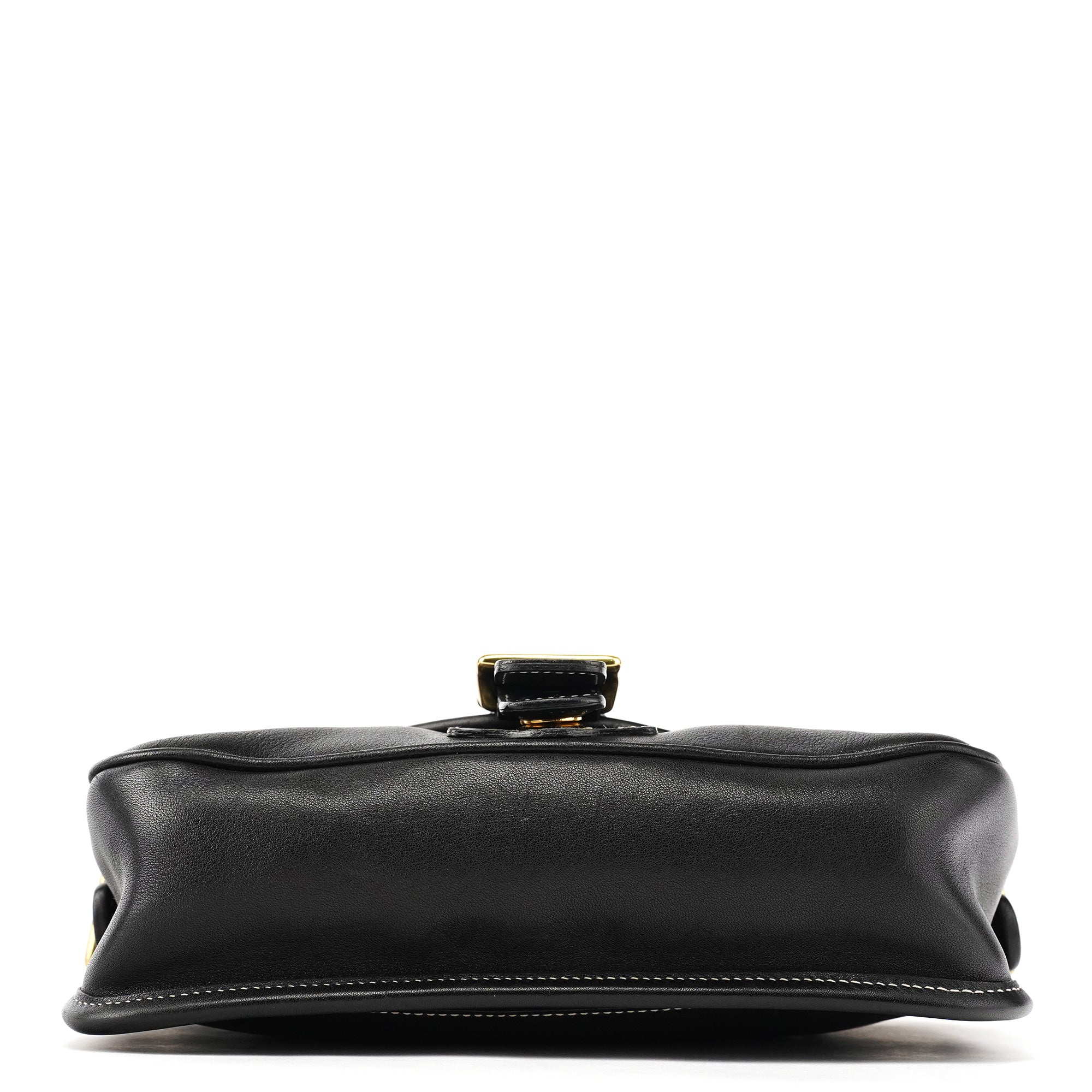 9127 Black Leather Classic Soho Shoulder Bag