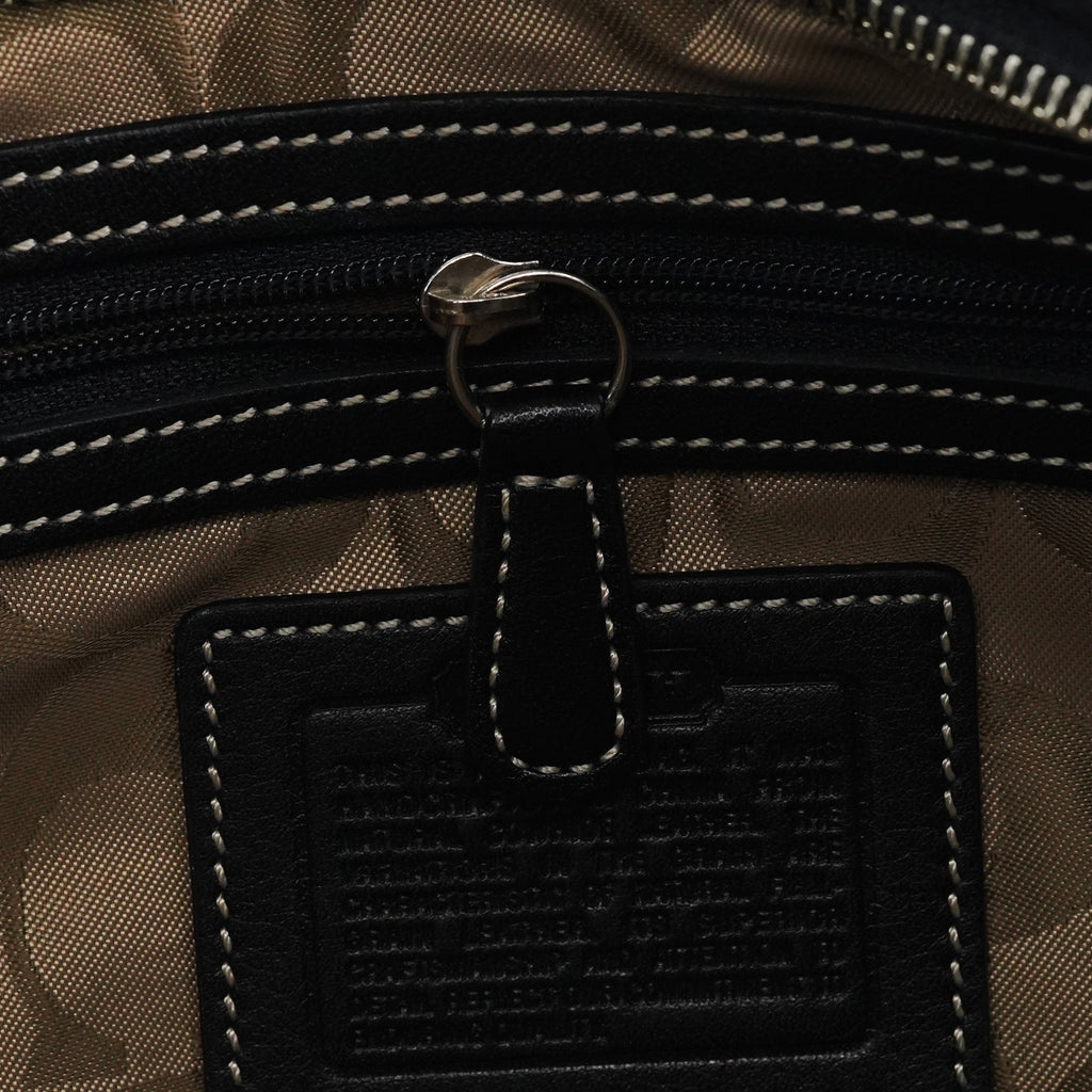 9541 Black Leather Soho Shoulder Bag
