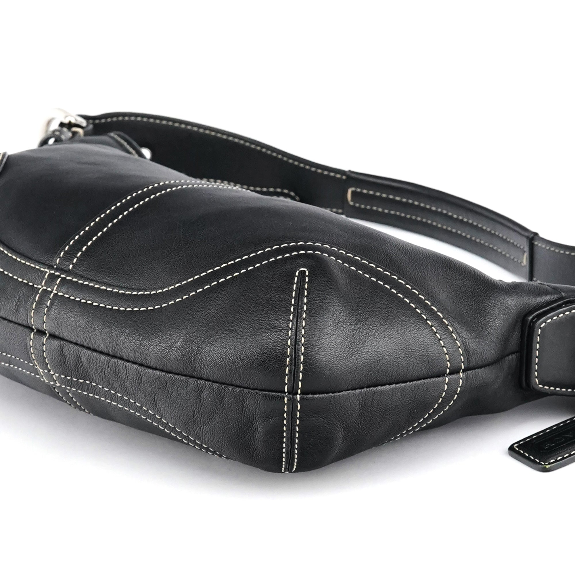 9541 Black Leather Soho Shoulder Bag