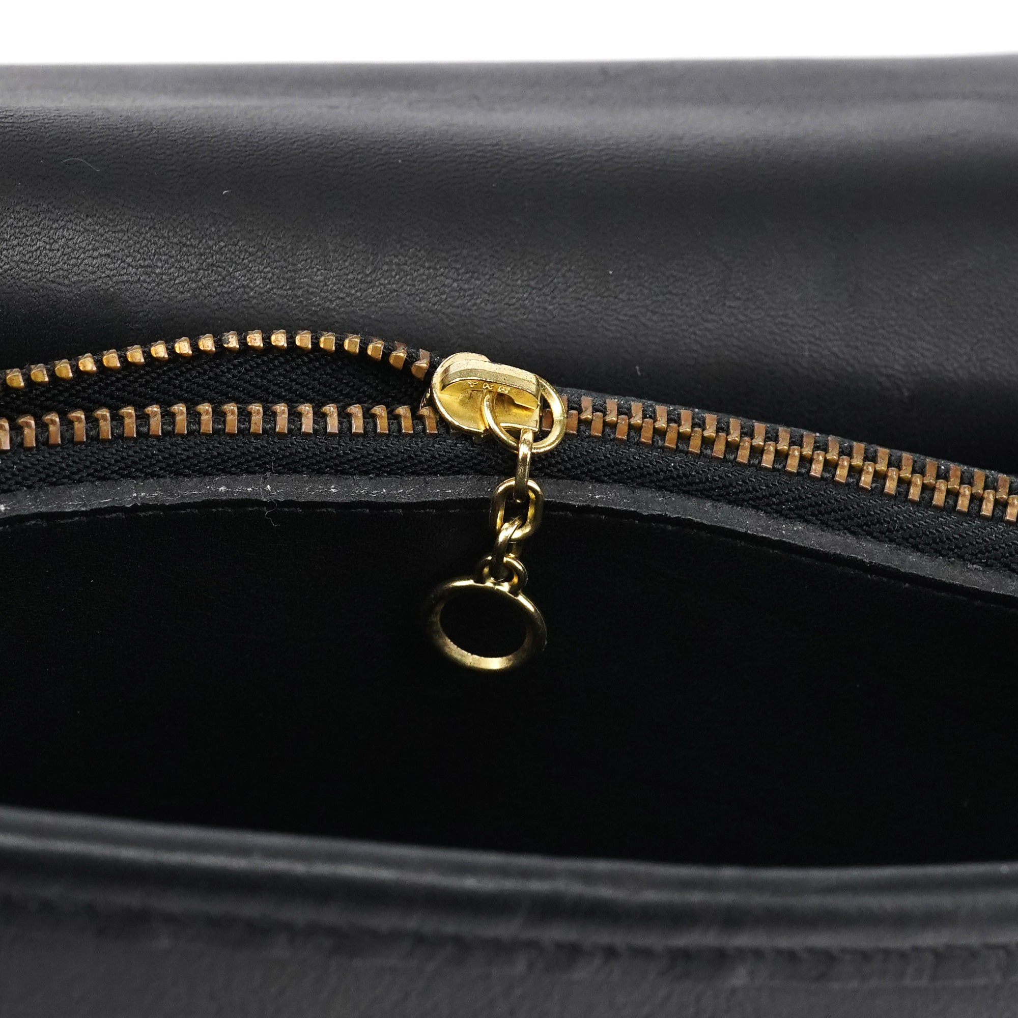 9977 Black Leather 2-Way Top Handle Bag