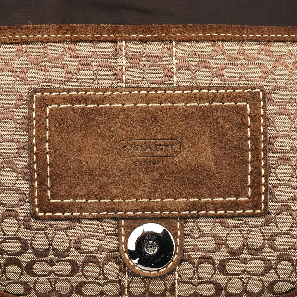 3628 Beige Brown Signature Soho Shoulder Bag