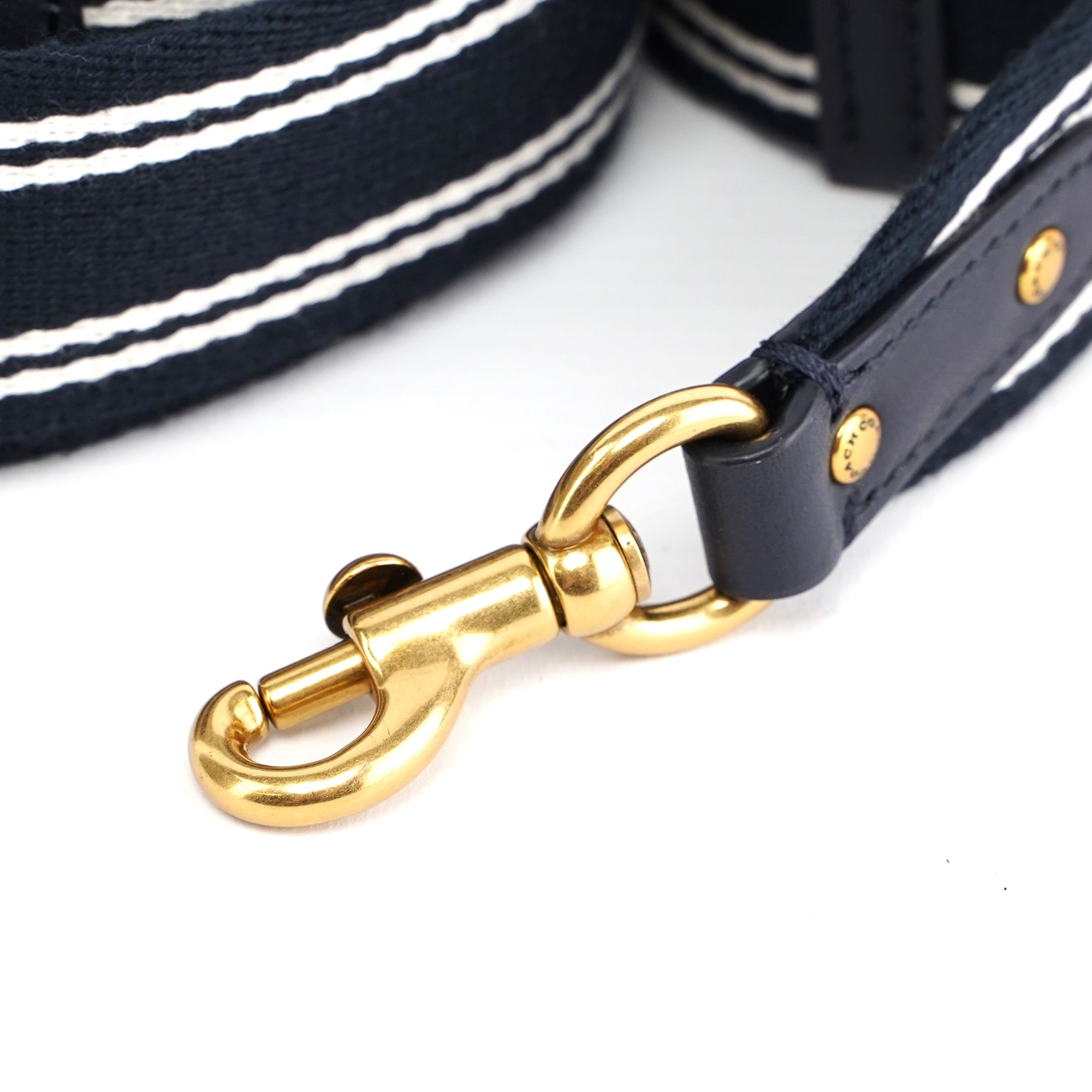 C3853 Beige Navy Signature C Bucket 2-Way Bag