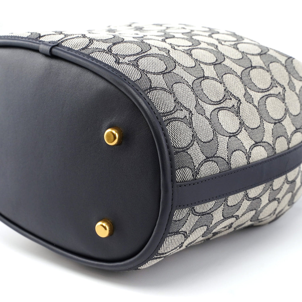 C3853 Beige Navy Signature C Bucket 2-Way Bag
