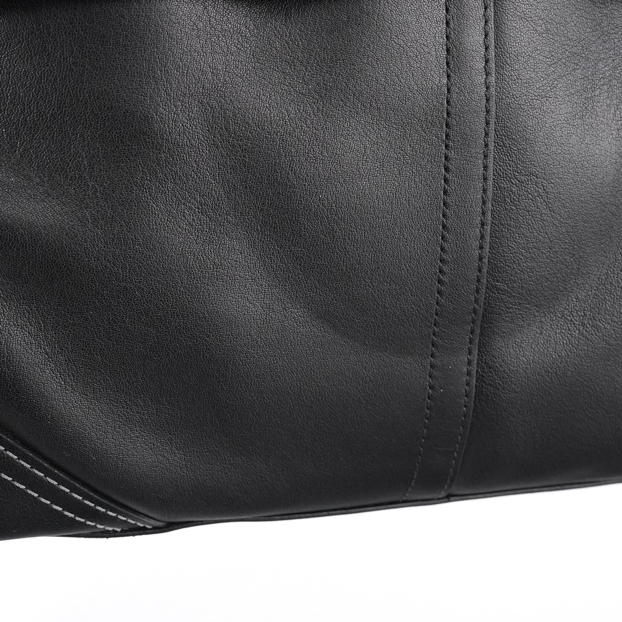 F08A70 Black Leather Hamptons Tote Bag