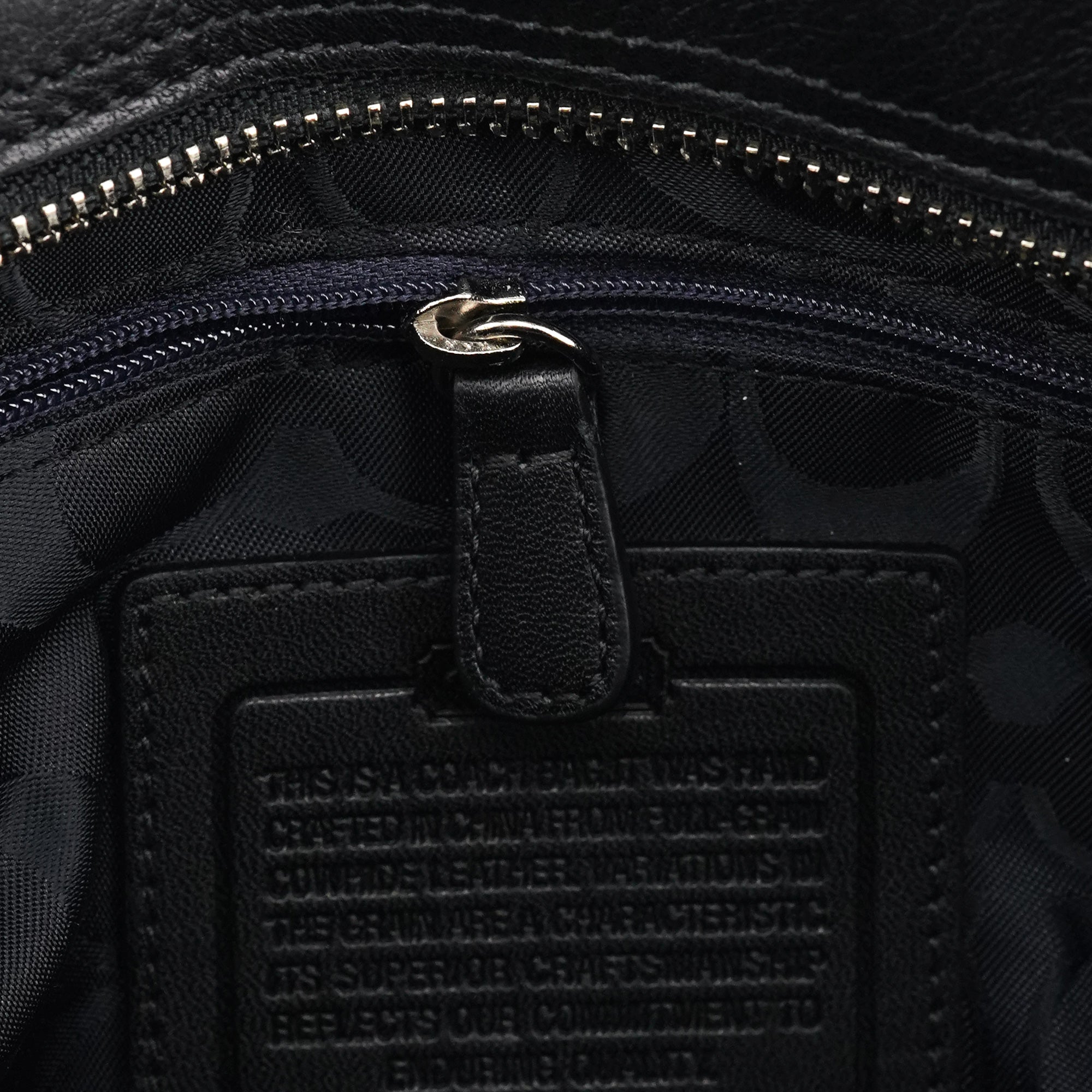 F08A70 Black Leather Hamptons Tote Bag
