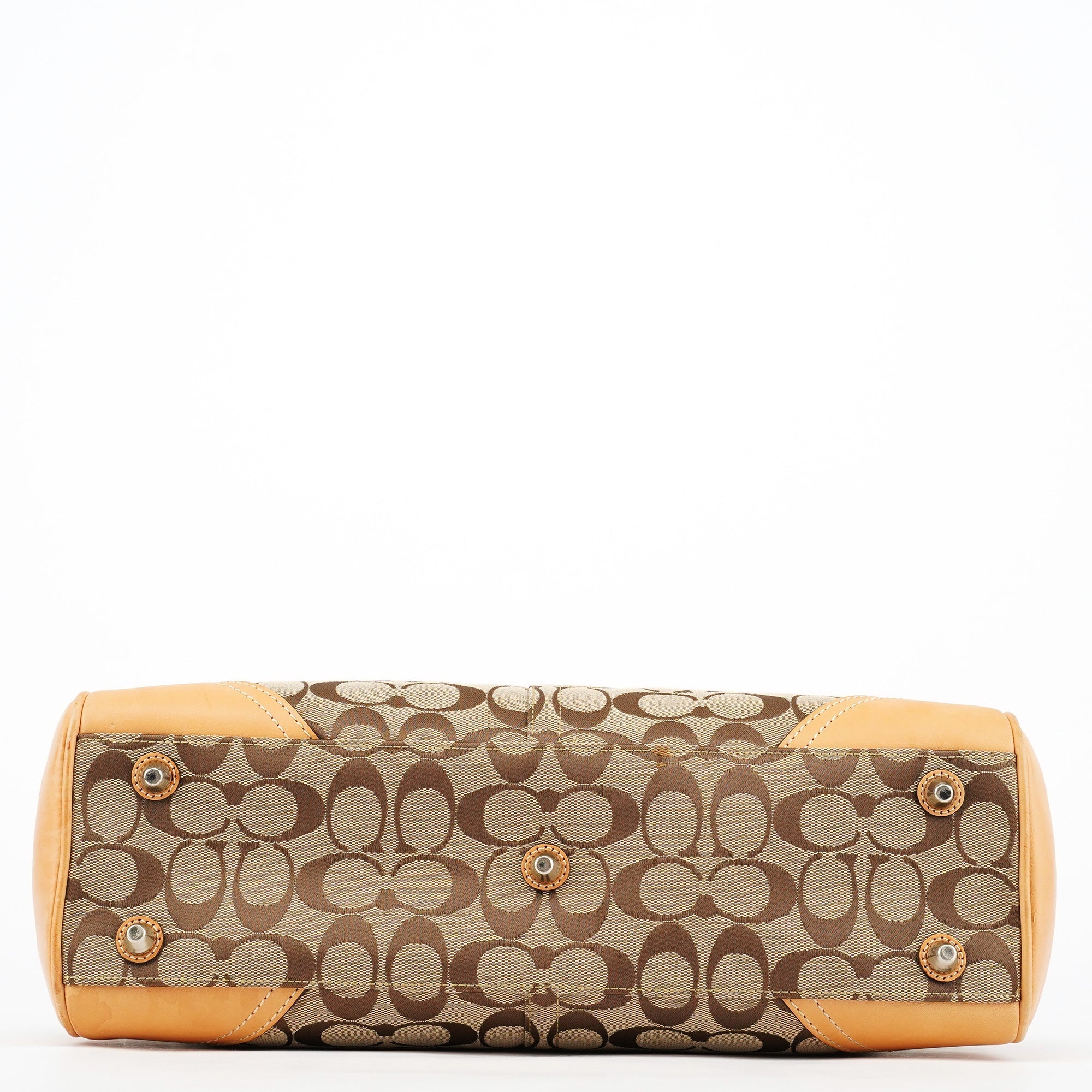 F08K07 Beige Tan Signature Hampton Tote Bag