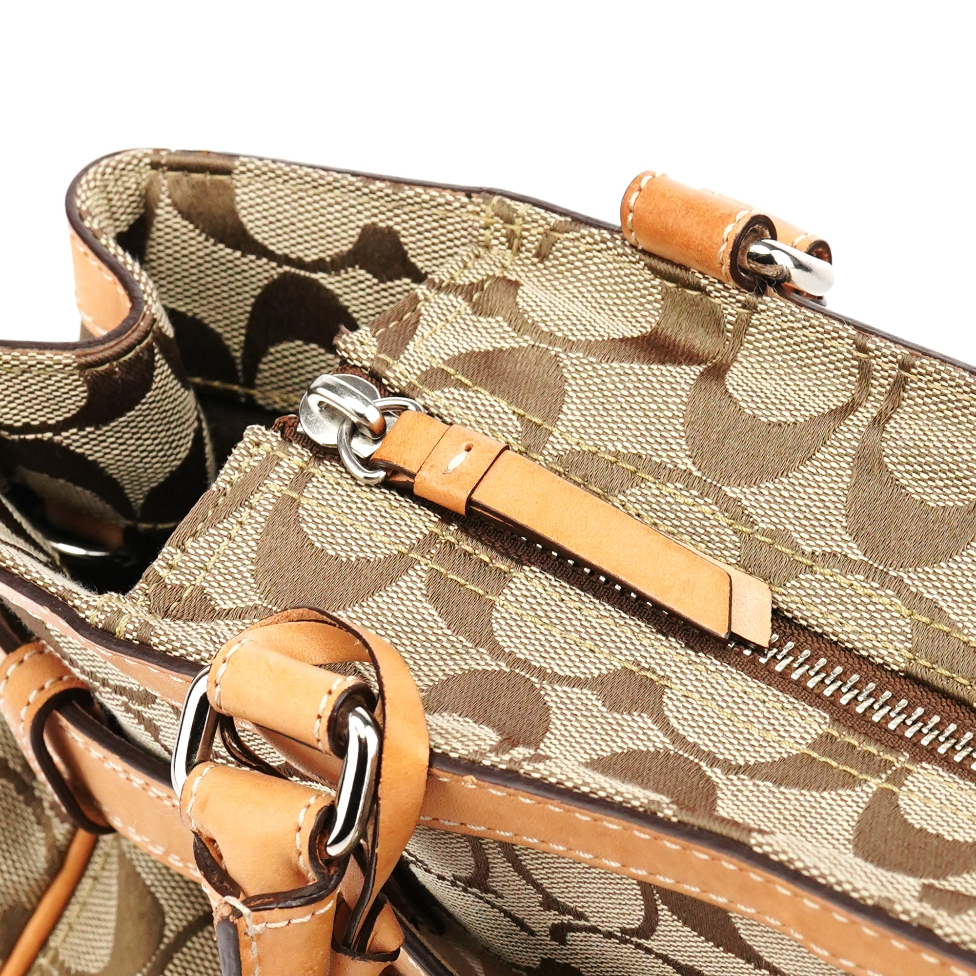 F08K07 Beige Tan Signature Tote Bag