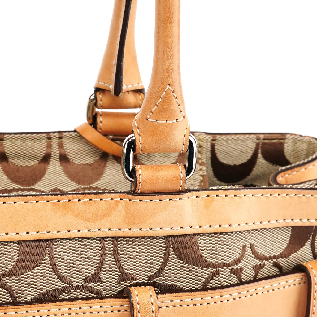 F08K07 Beige Tan Signature Tote Bag