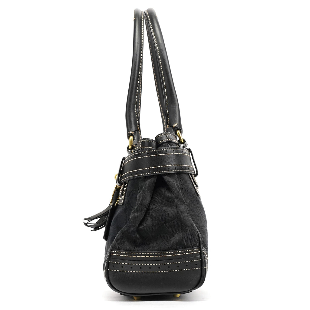 F10507 Black Signature Canvas Hampton Tote Bag