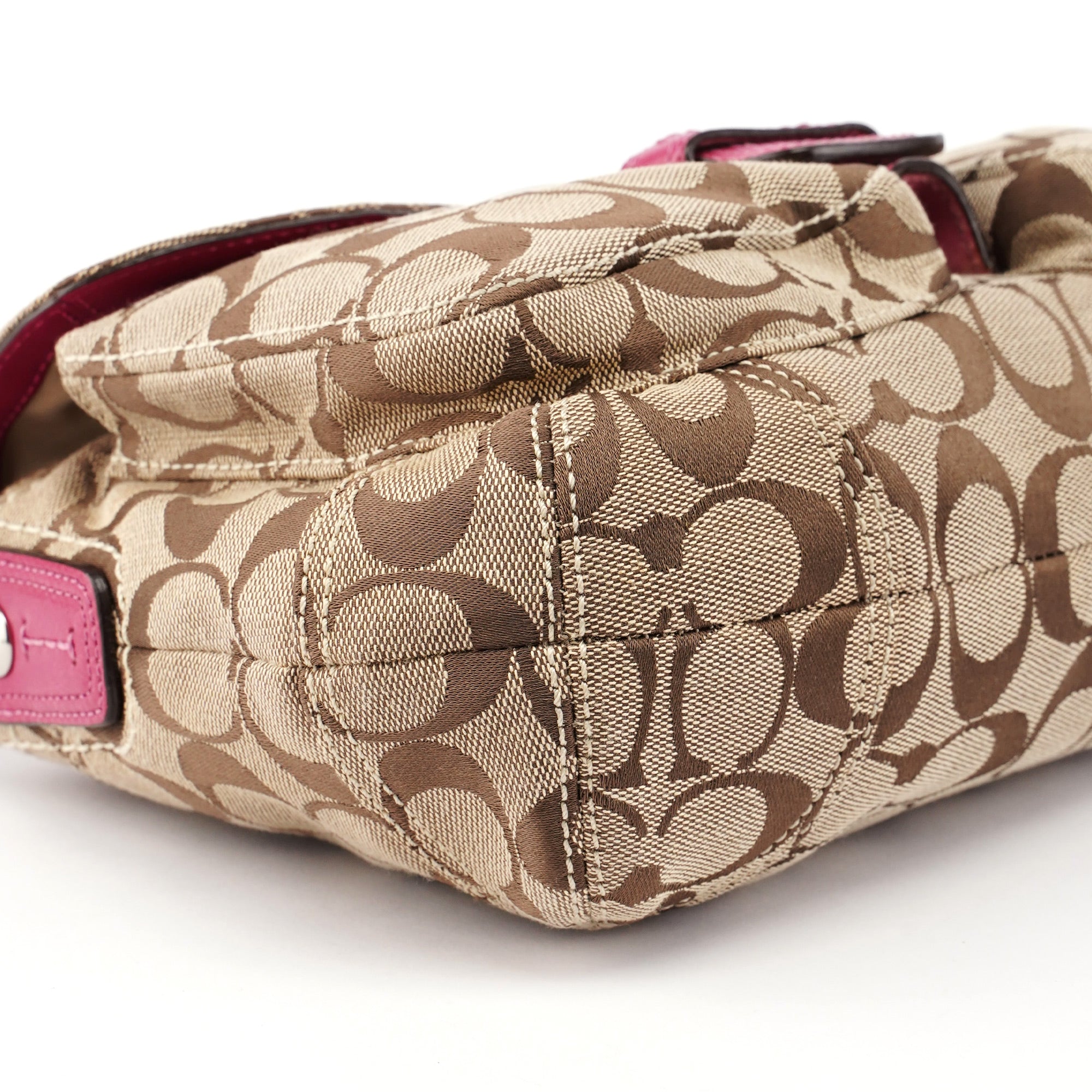 F113862 Beige Pink Signature C Soho Shoulder Bag