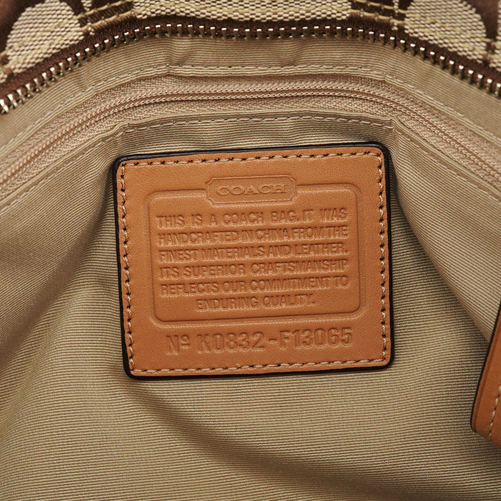 F13065 Beige Signature Hampton Tote Bag