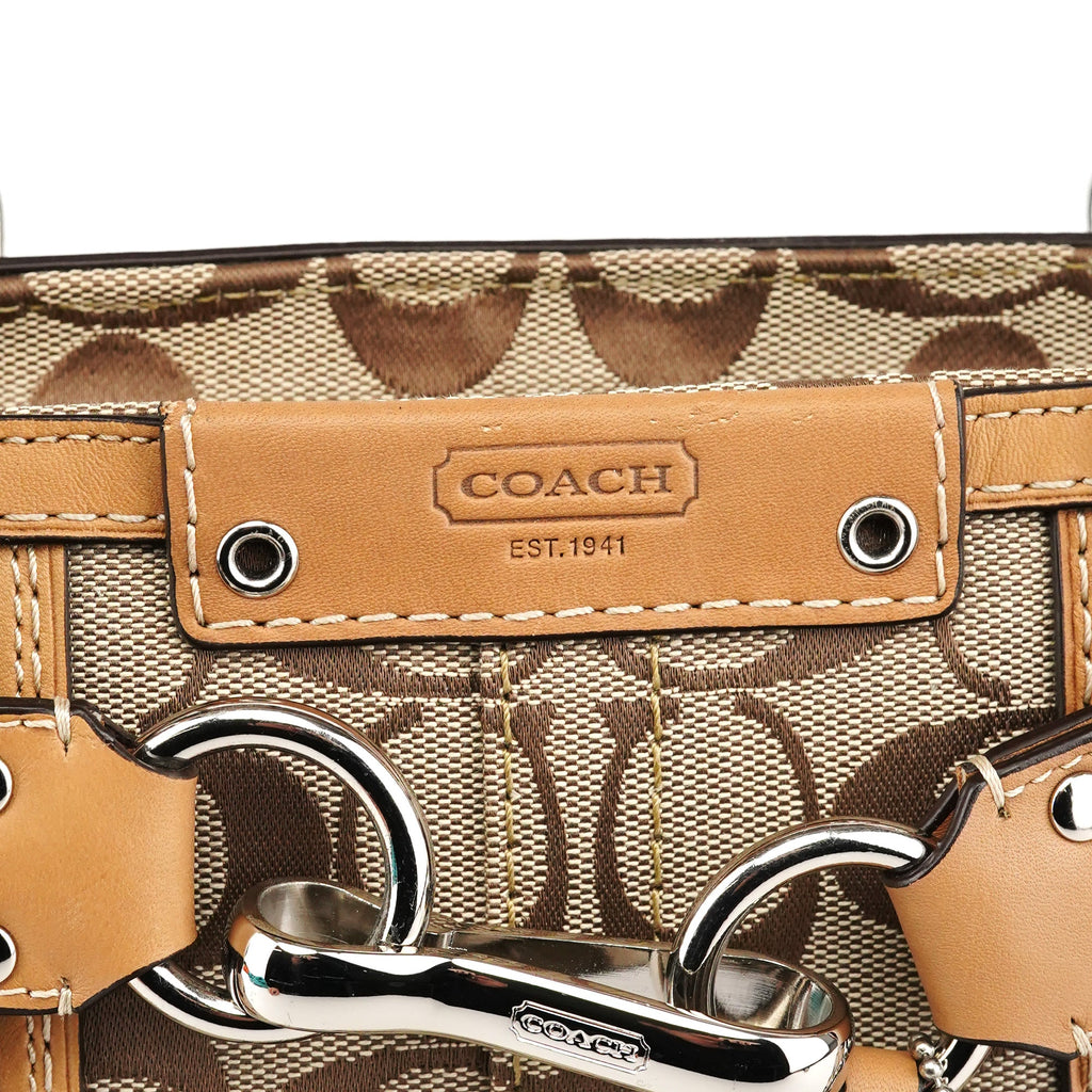 F13065 Beige Signature Hampton Tote Bag